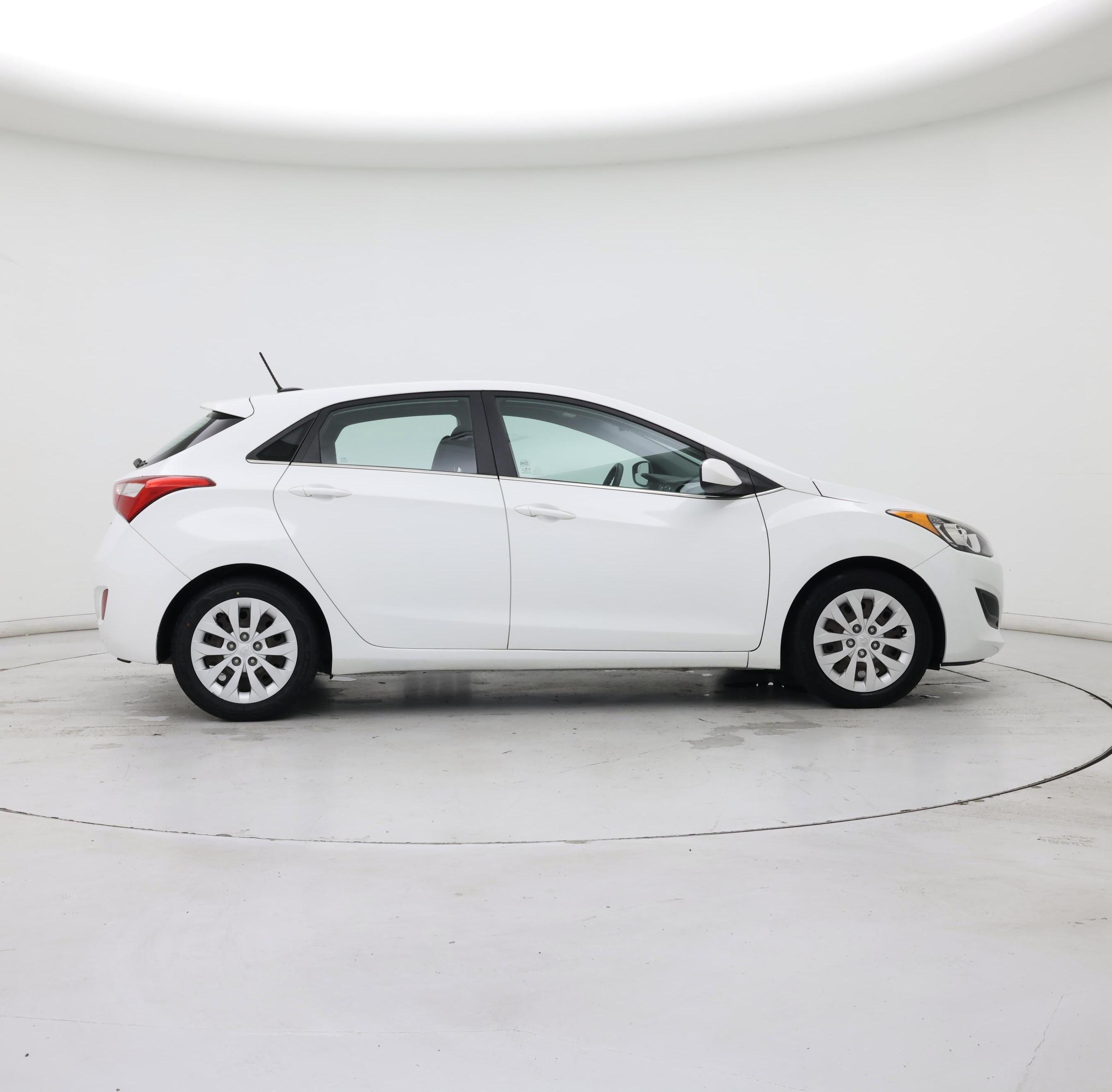 Thumbnail: 2016 Hyundai Elantra - 7