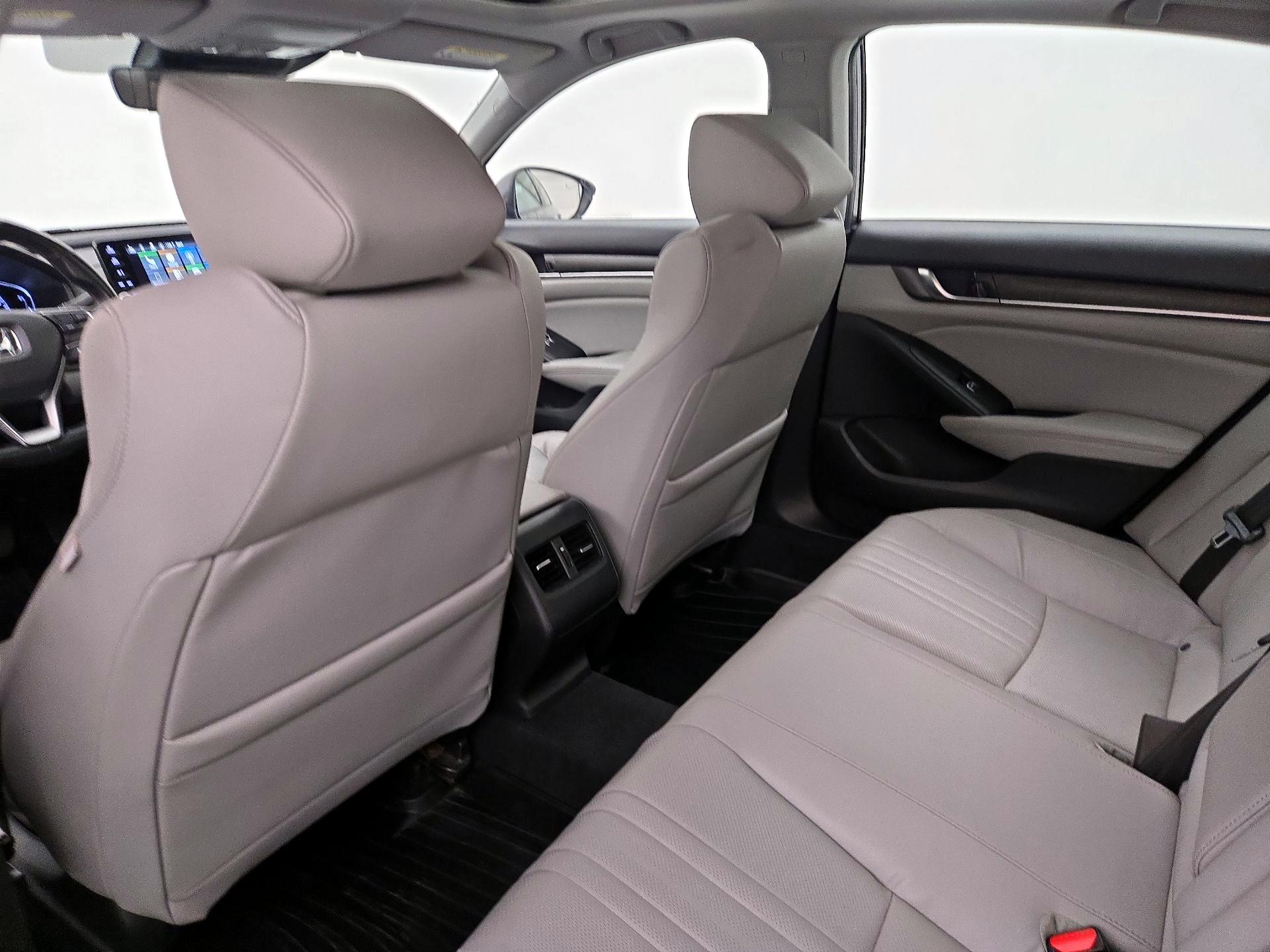 Thumbnail: 2018 Honda Accord - 20