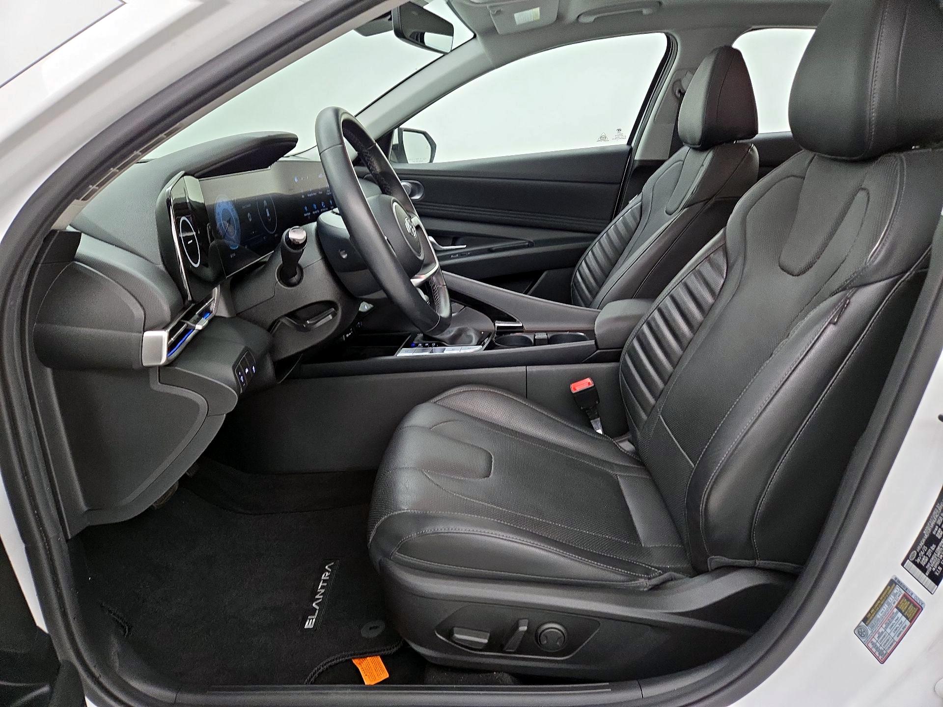 Thumbnail: 2023 Hyundai Elantra - 11