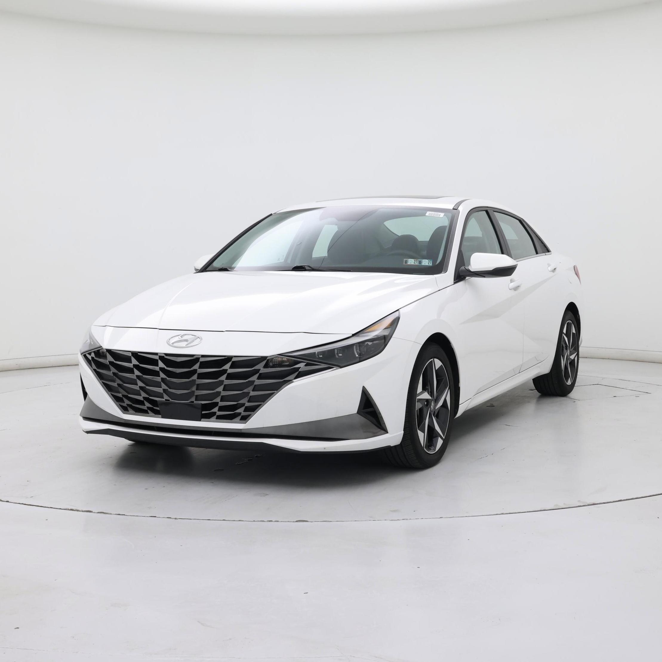 Thumbnail: 2023 Hyundai Elantra - 4