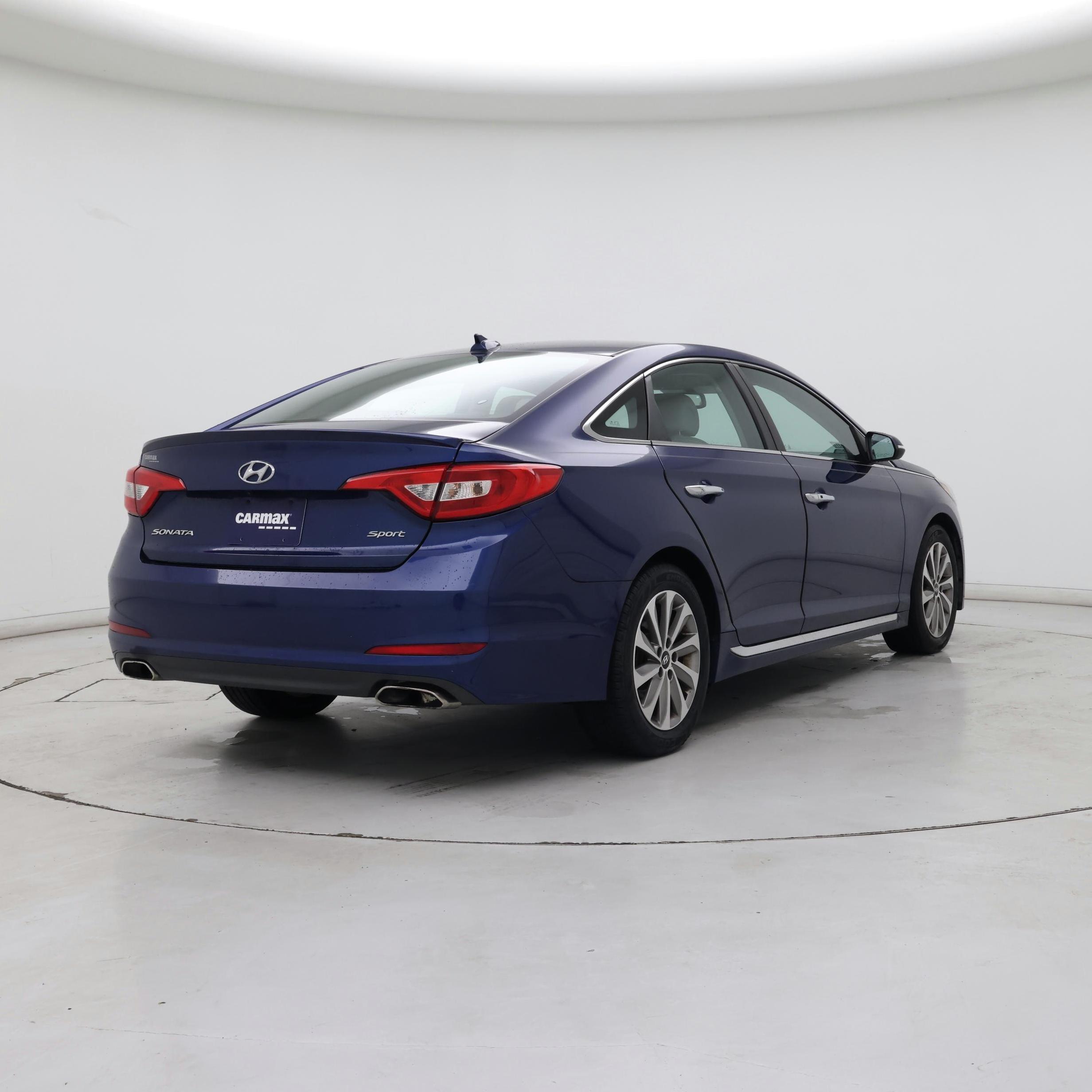 Thumbnail: 2015 Hyundai Sonata - 8