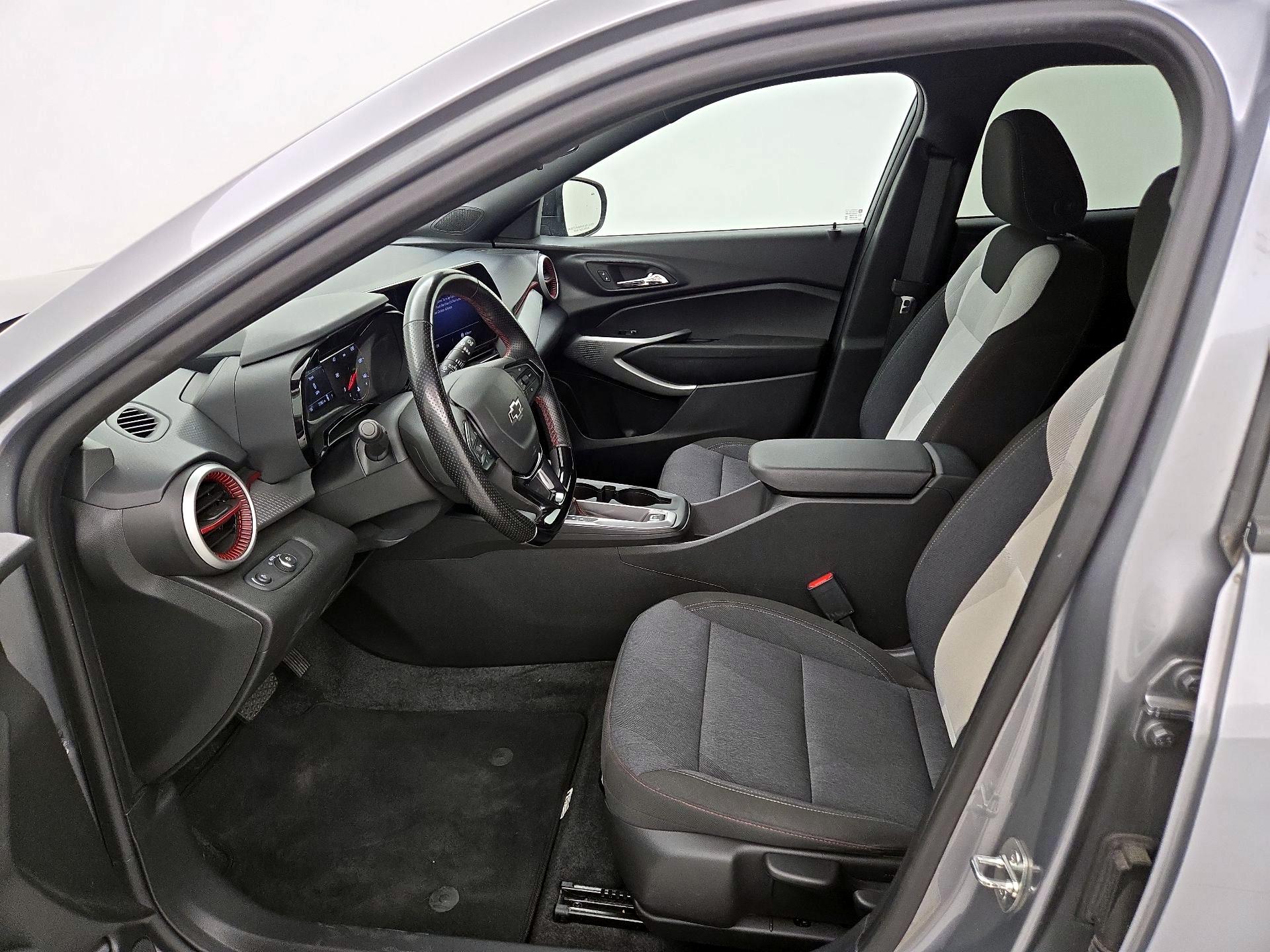 Thumbnail: 2024 Chevrolet Trax - 11