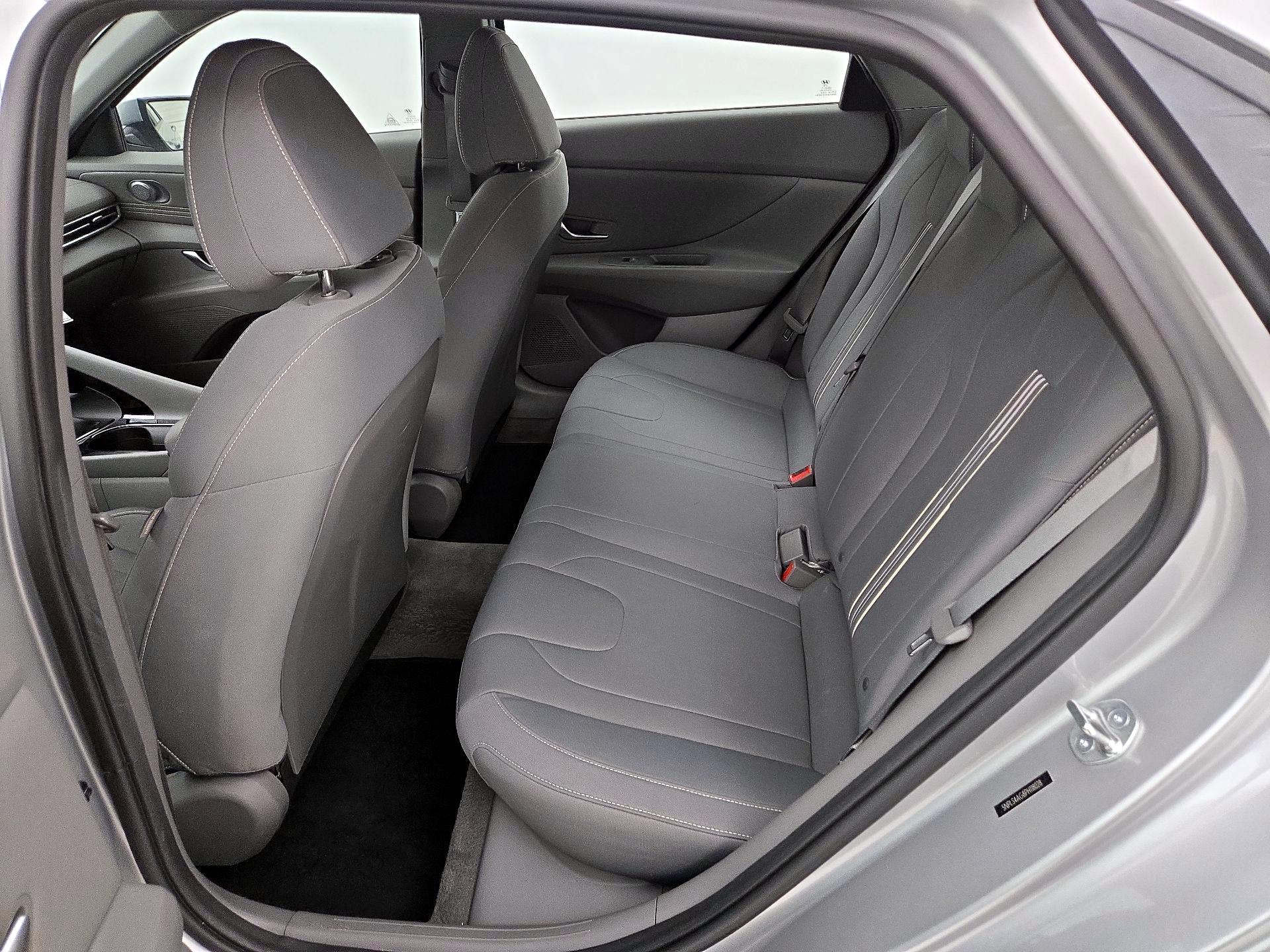 Thumbnail: 2023 Hyundai Elantra - 20