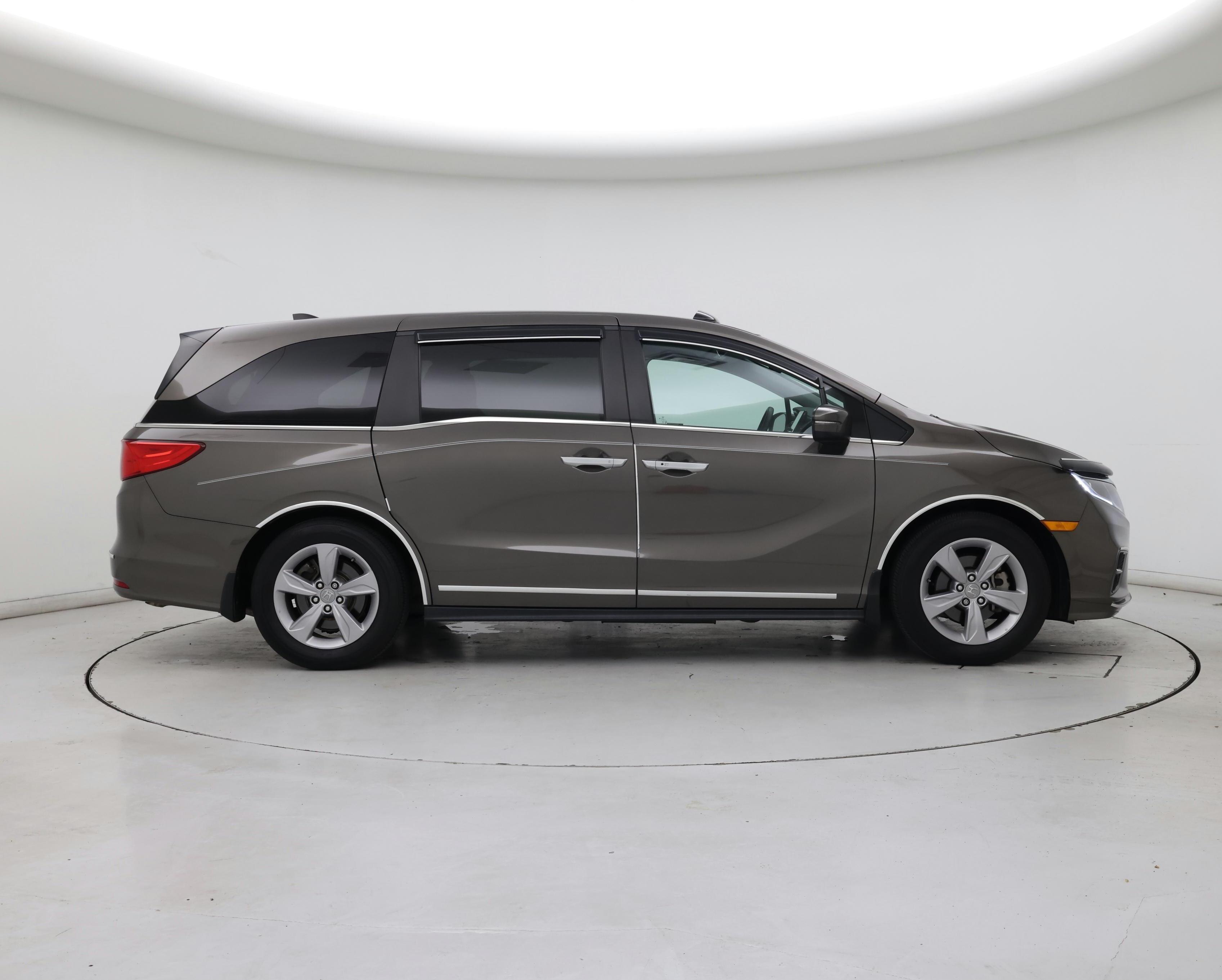 Thumbnail: 2020 Honda Odyssey - 7