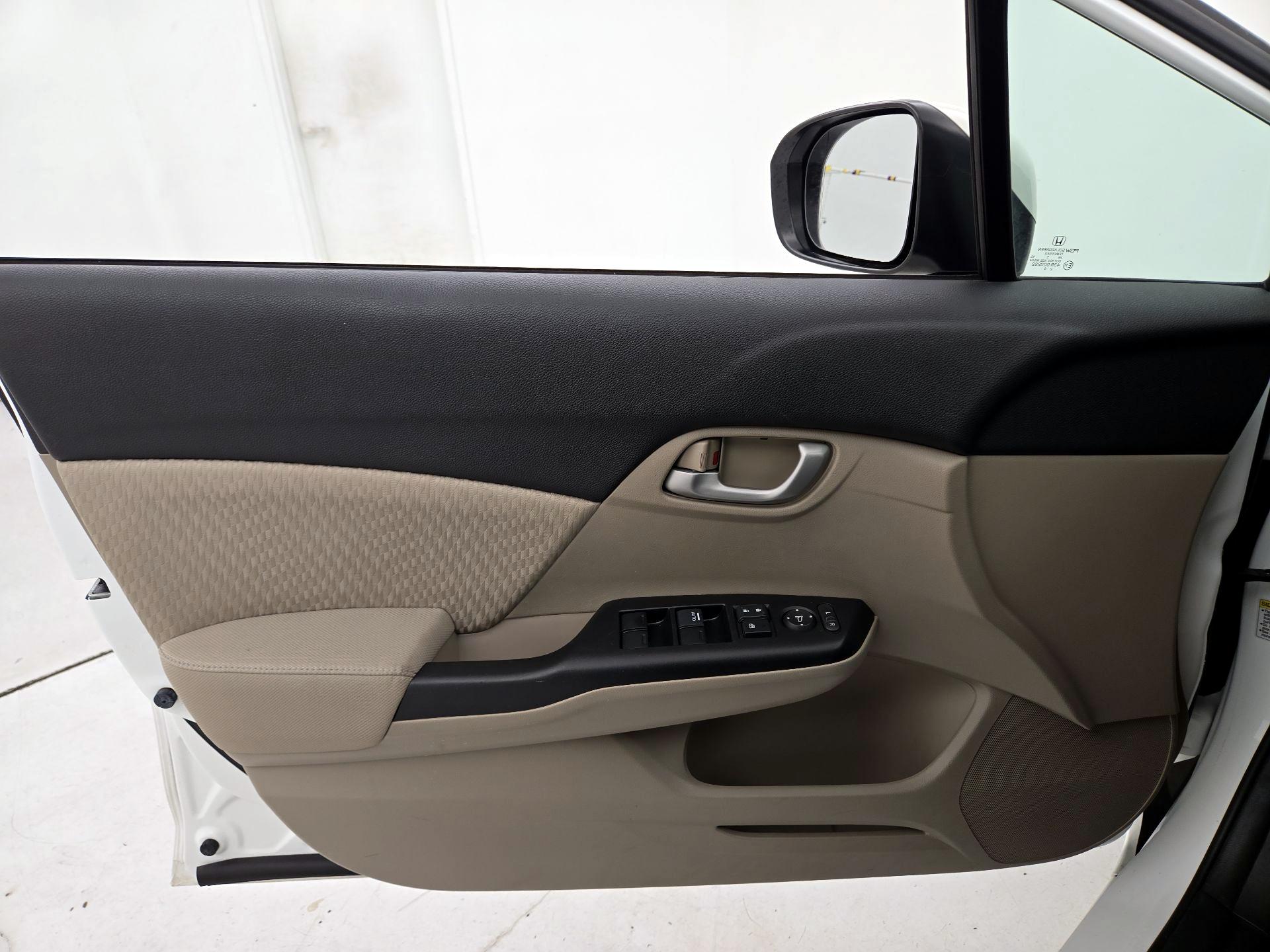 Thumbnail: 2015 Honda Civic - 12