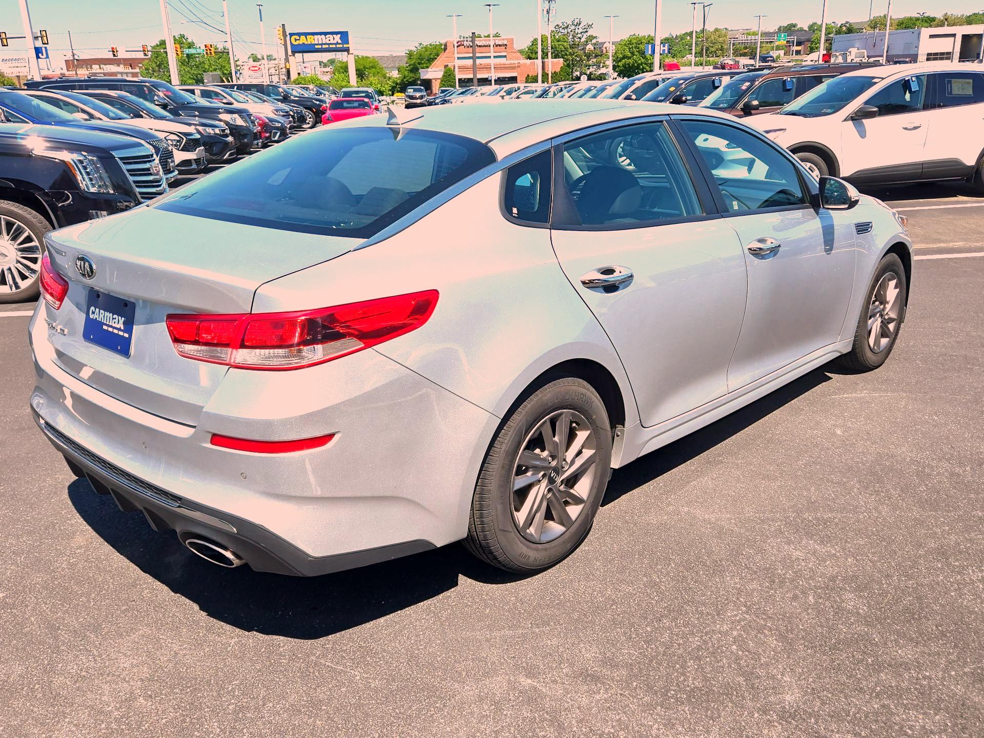Thumbnail: 2020 Kia Optima - 5