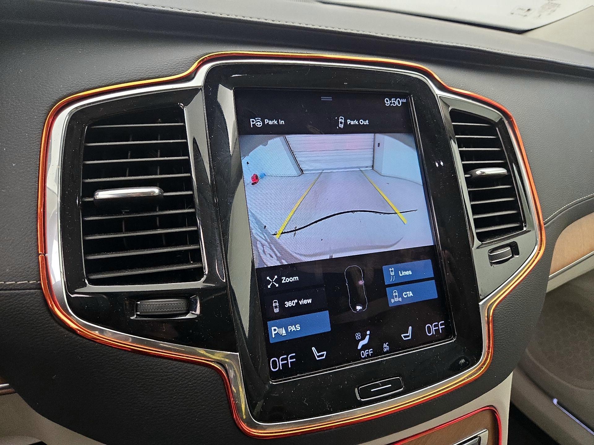 Thumbnail: 2020 Volvo XC90 - 14