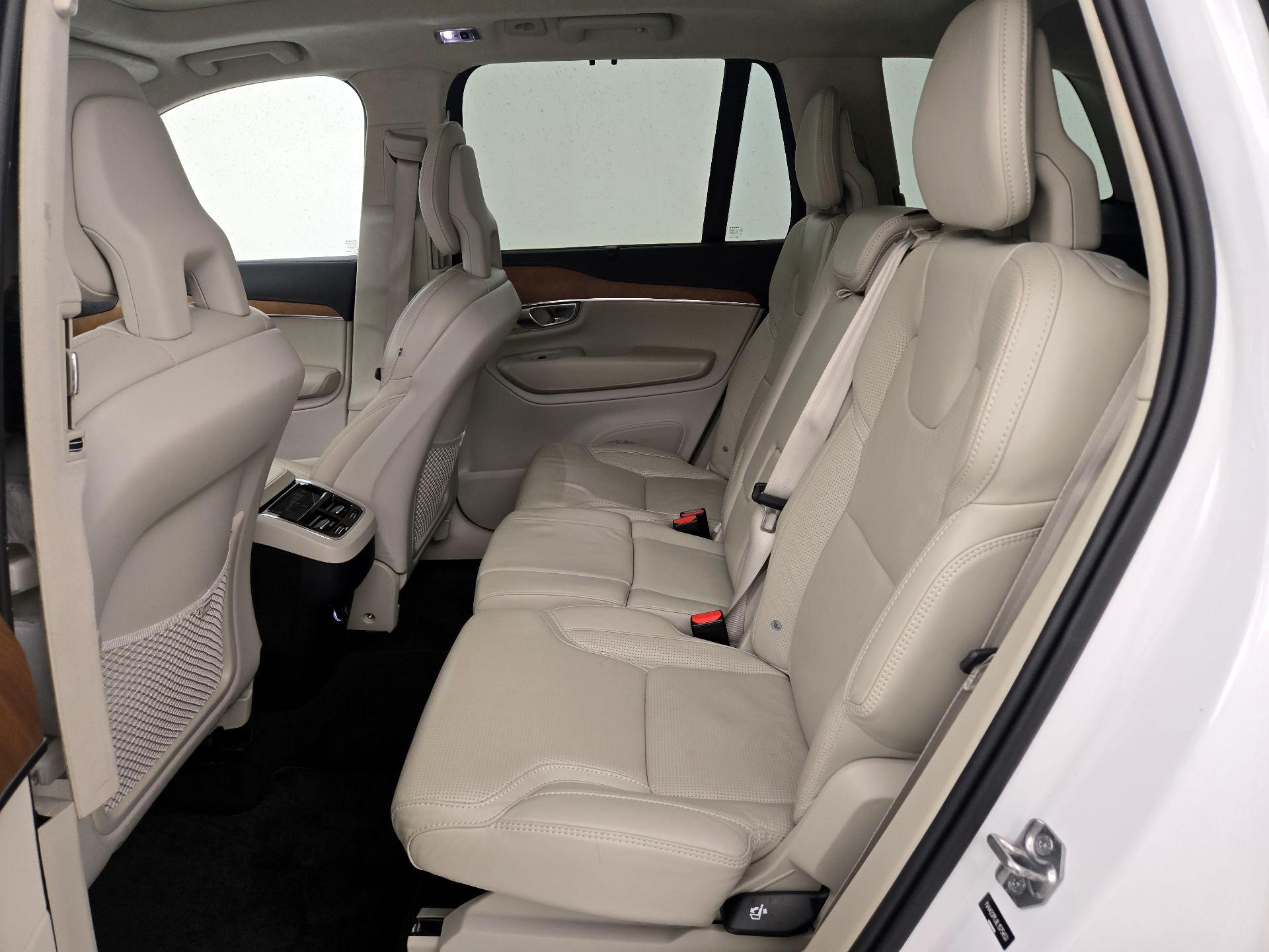 Thumbnail: 2020 Volvo XC90 - 18