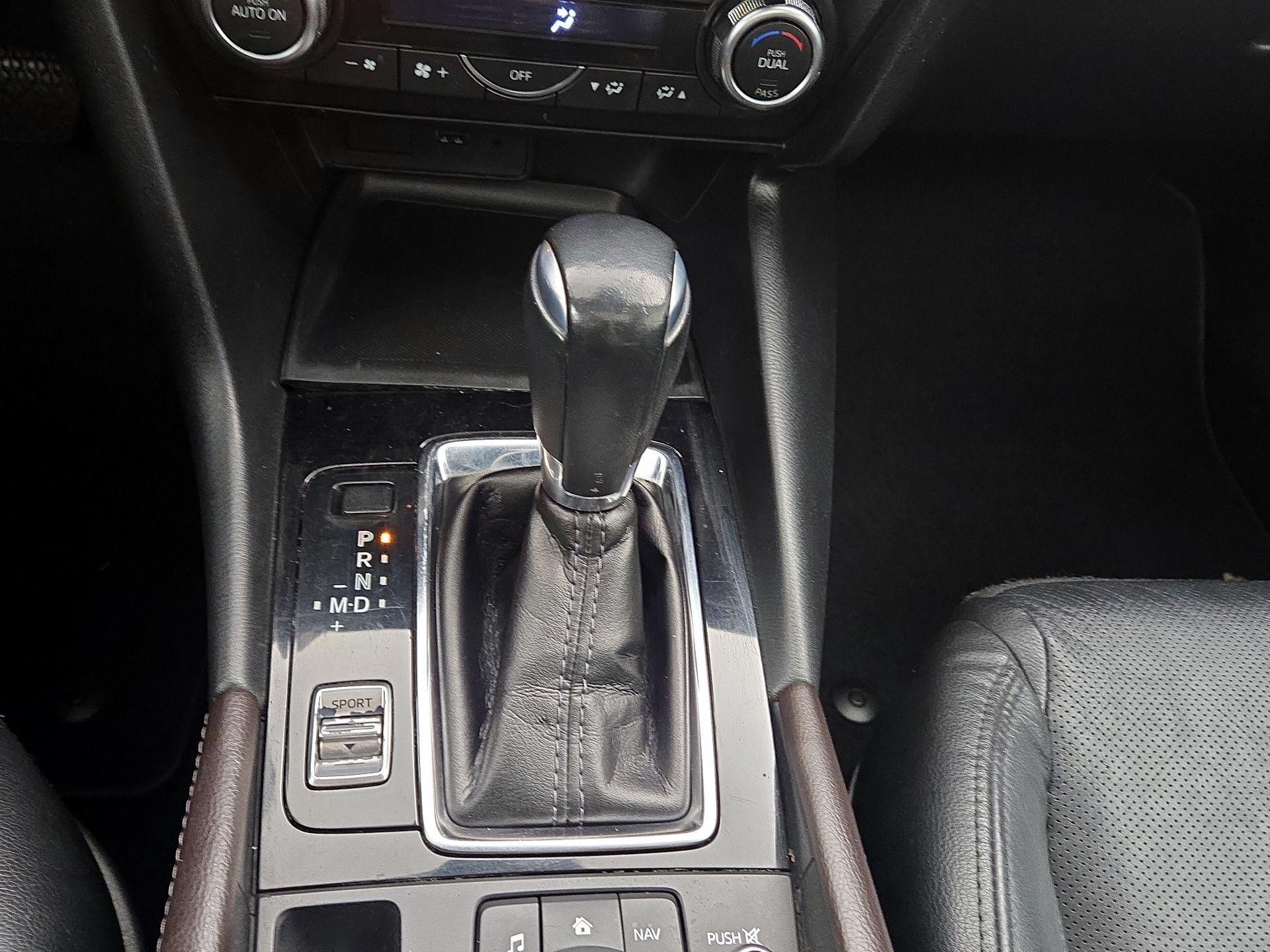 Thumbnail: 2018 Mazda Mazda3 - 18