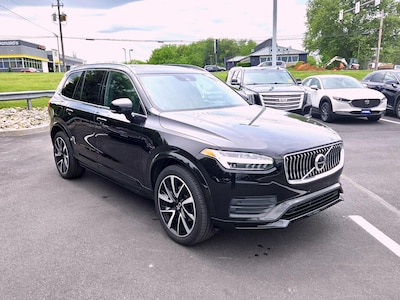 2020 Volvo XC90 T6 Momentum