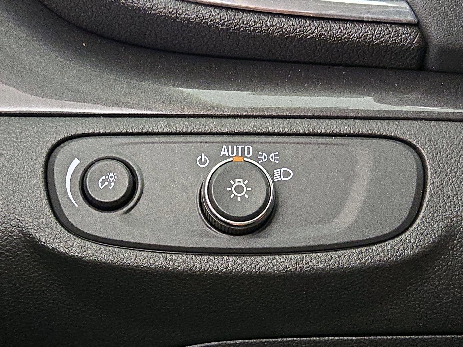 Thumbnail: 2019 Buick Encore - 13