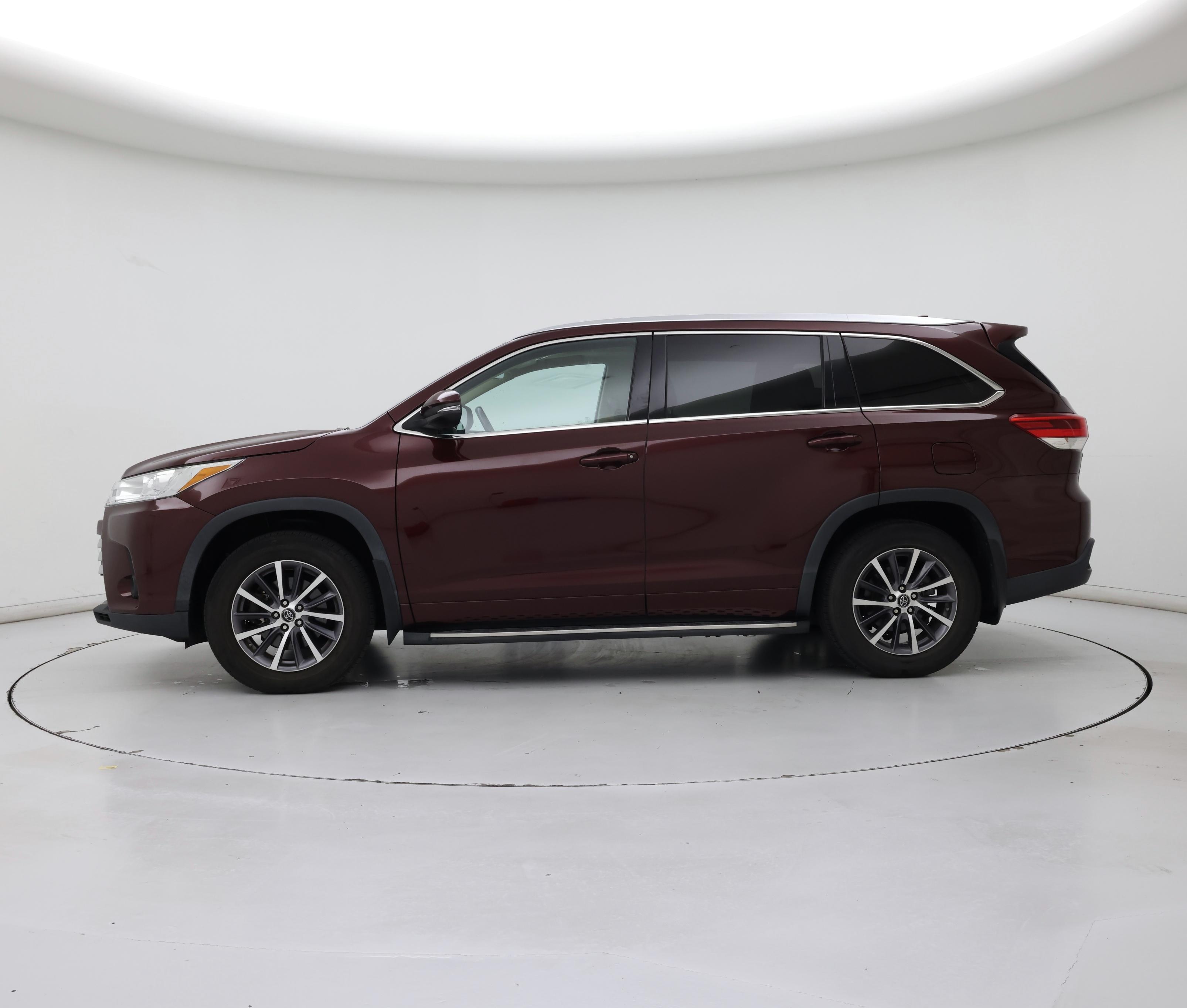 Thumbnail: 2018 Toyota Highlander - 3