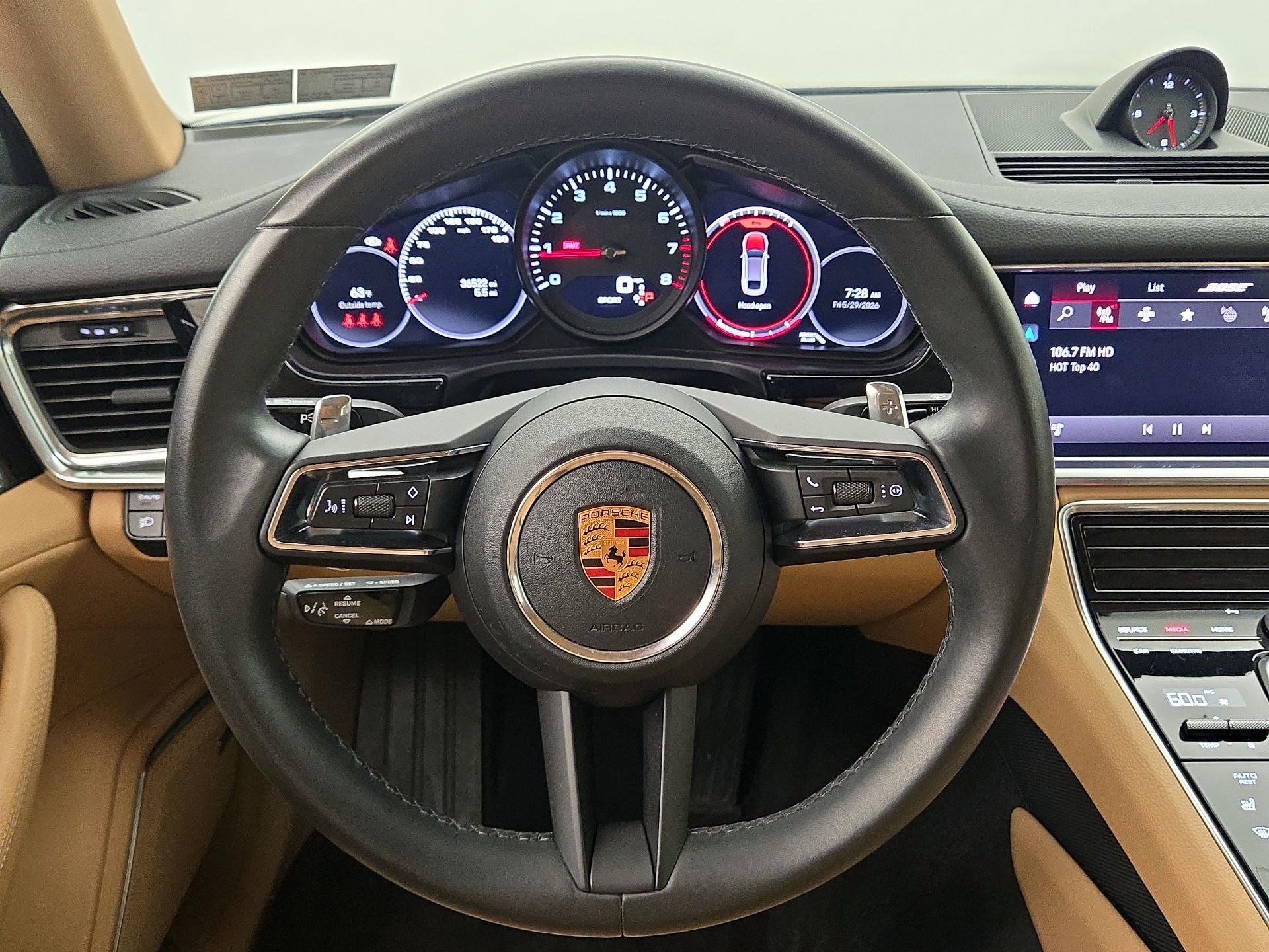 Thumbnail: 2022 Porsche Panamera - 10