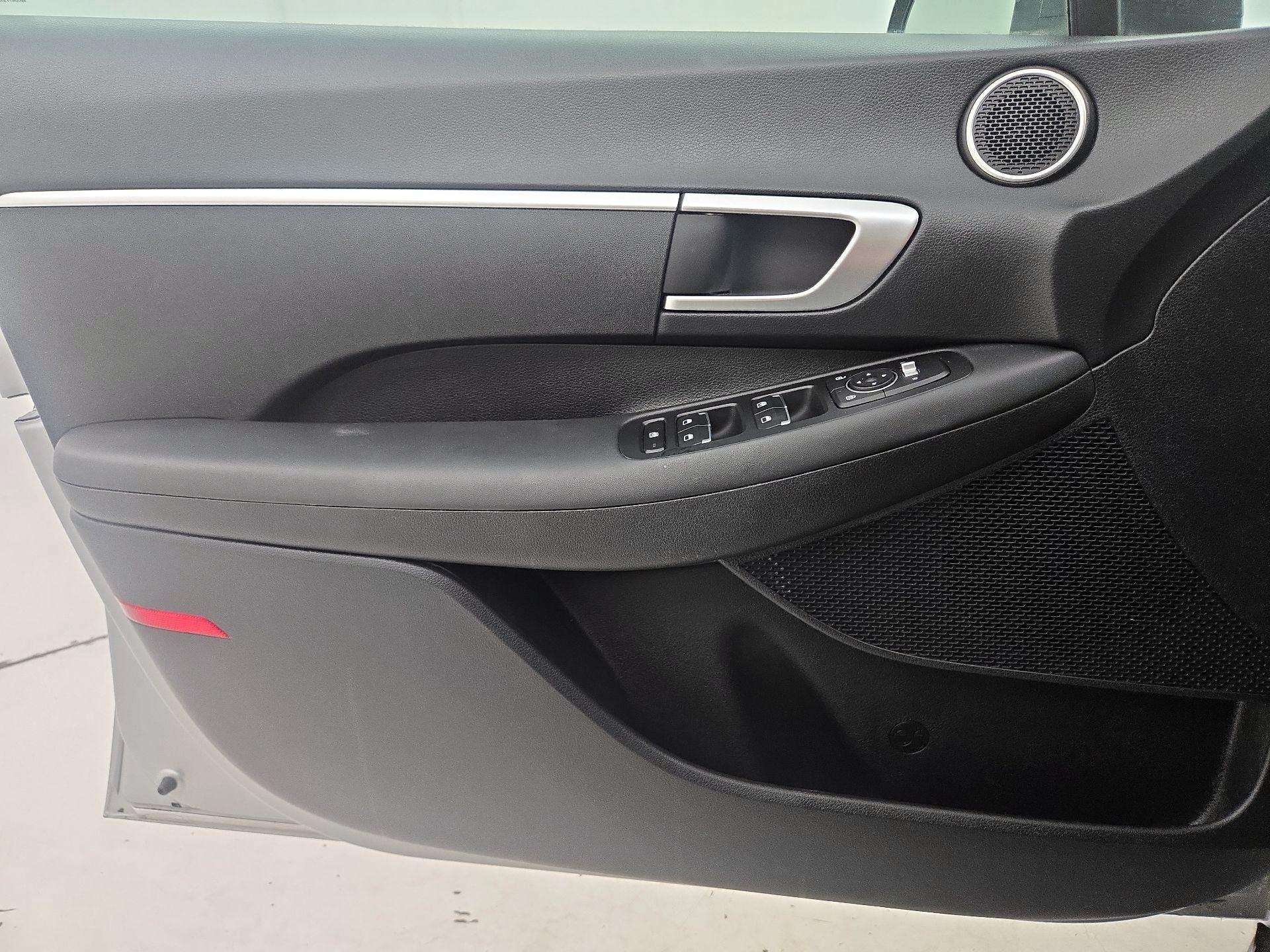 Thumbnail: 2021 Hyundai Sonata - 12