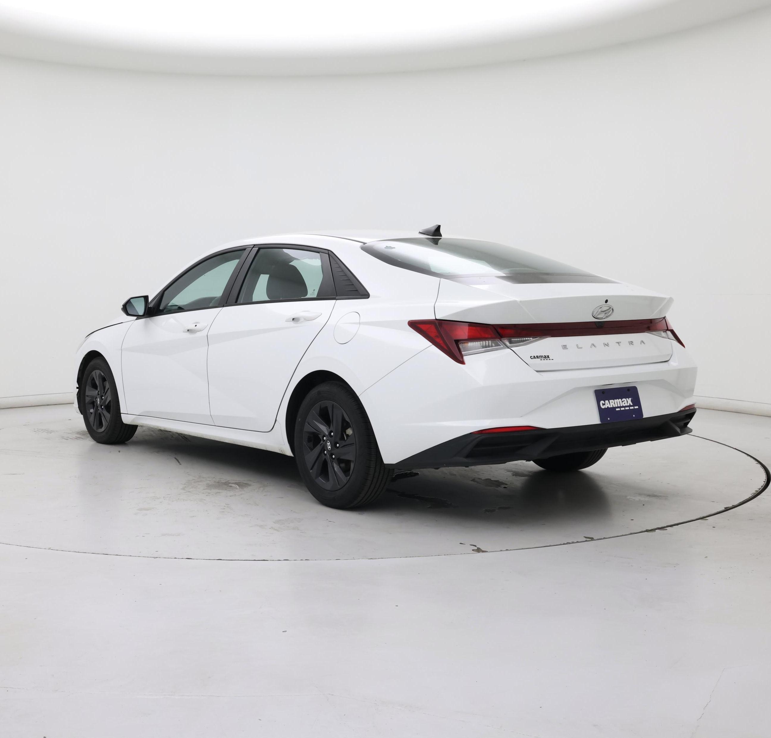 Thumbnail: 2021 Hyundai Elantra - 2