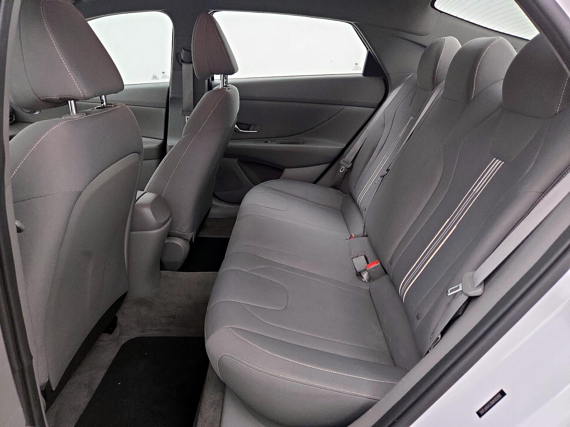 Thumbnail: 2021 Hyundai Elantra - 19