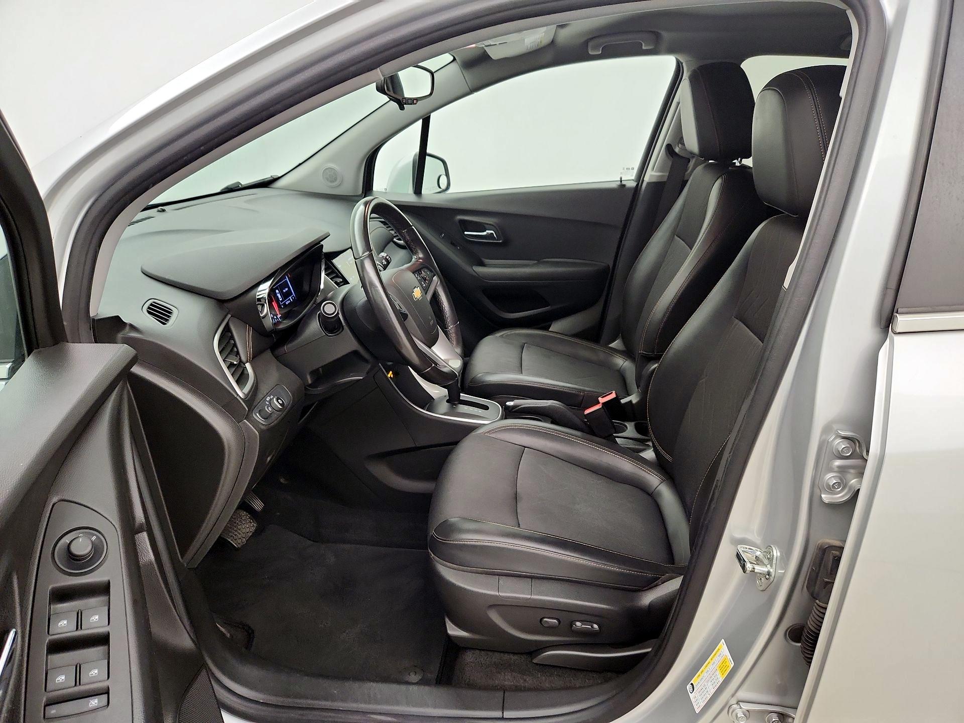Thumbnail: 2018 Chevrolet Trax - 11