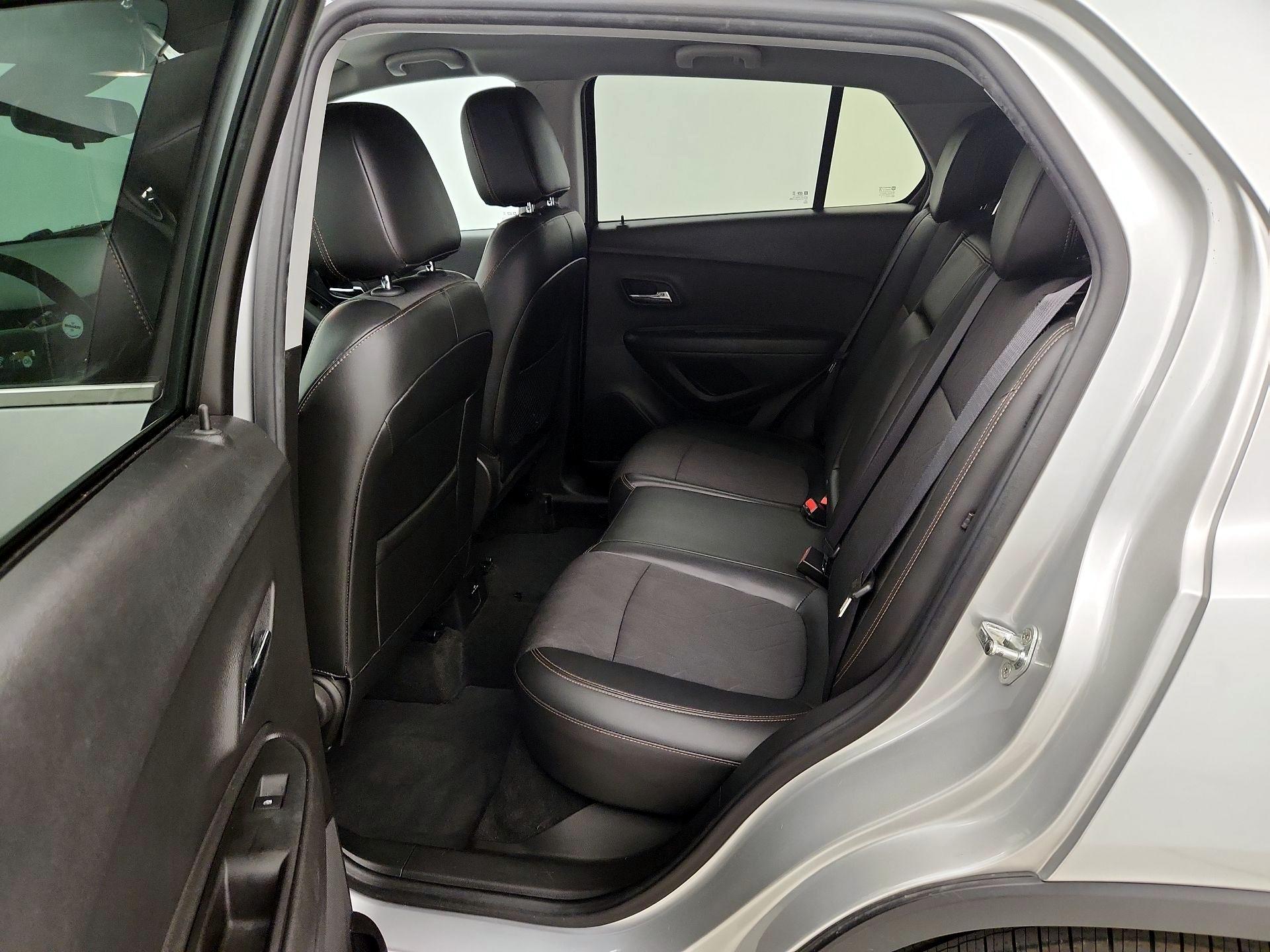 Thumbnail: 2018 Chevrolet Trax - 19