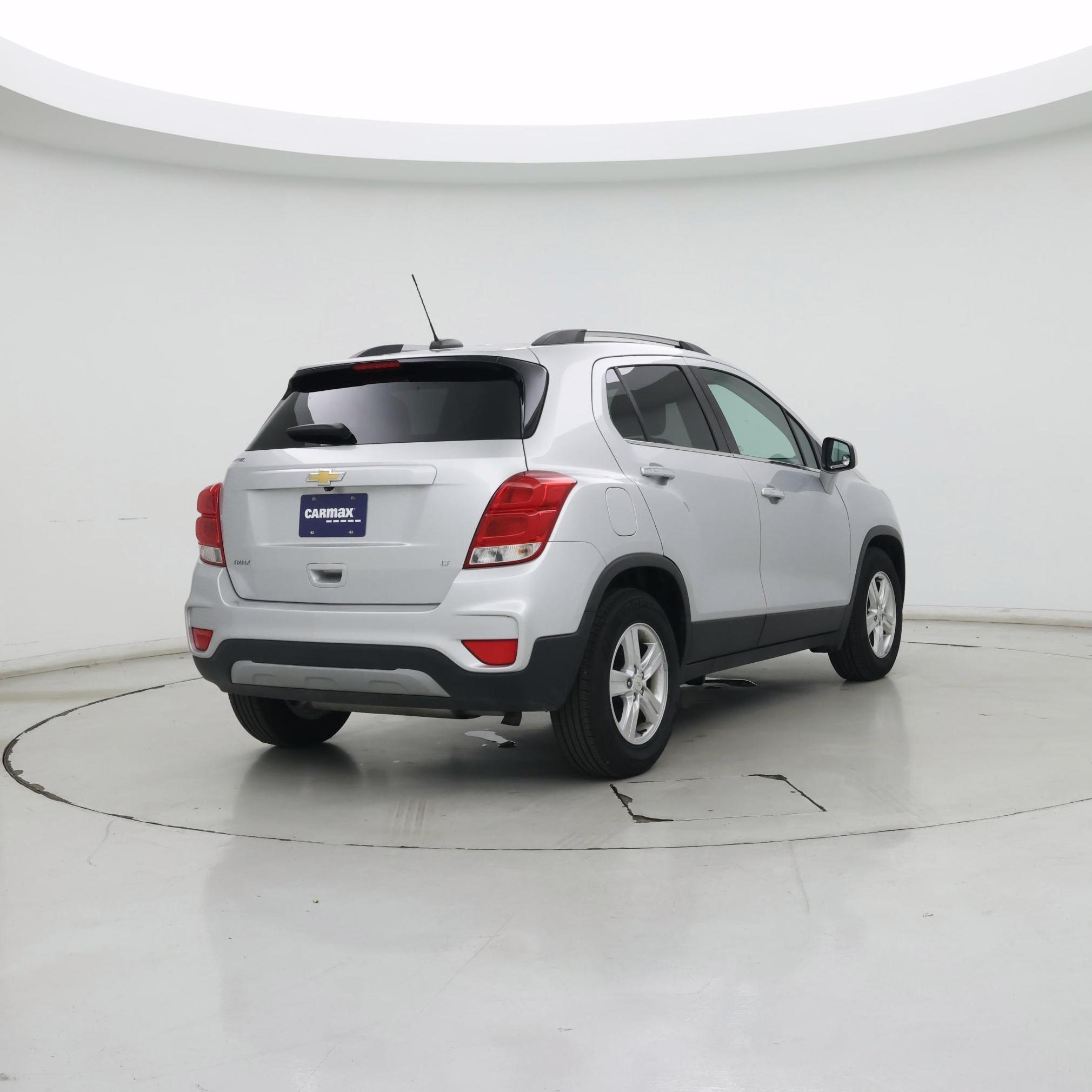 Thumbnail: 2018 Chevrolet Trax - 8