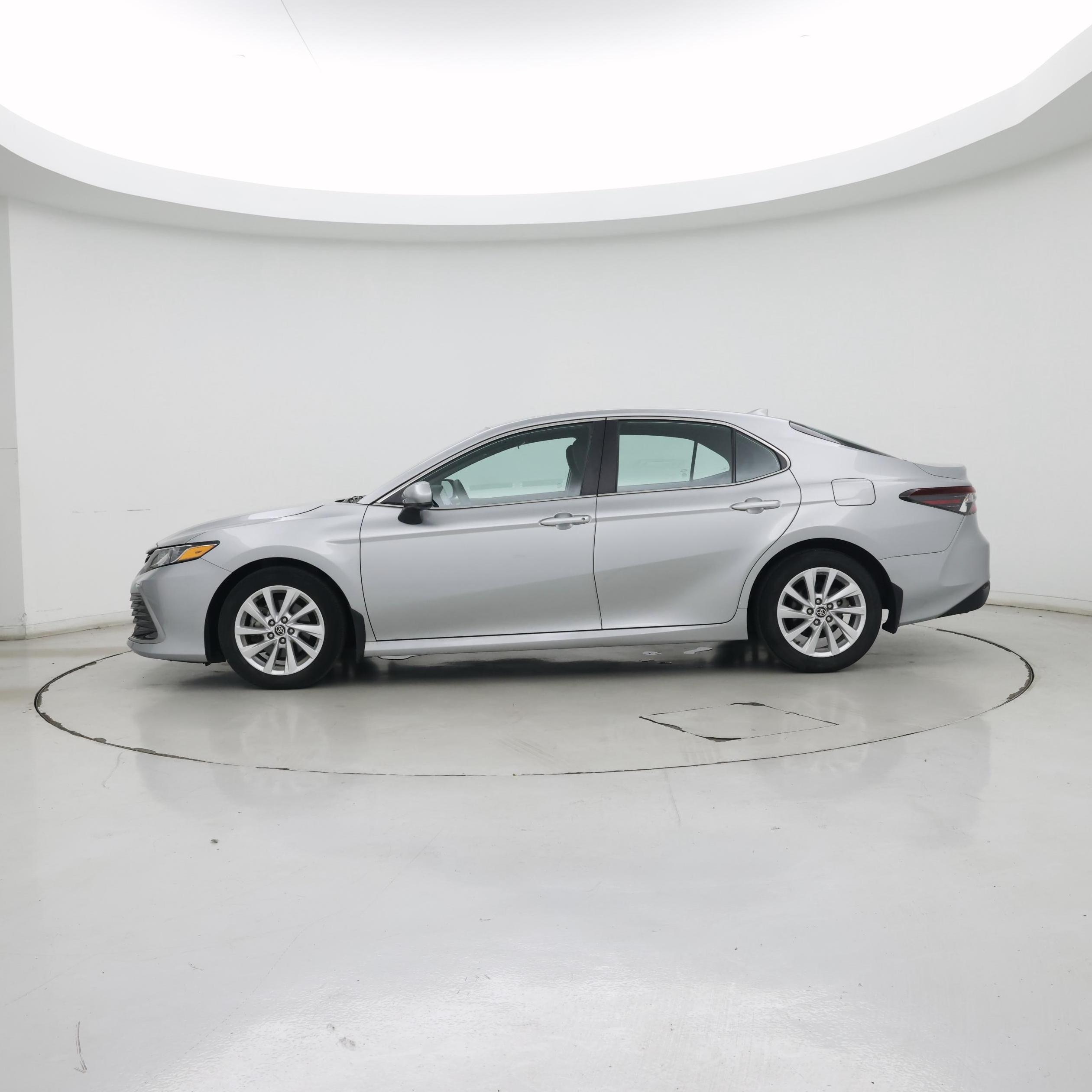 Thumbnail: 2023 Toyota Camry - 3