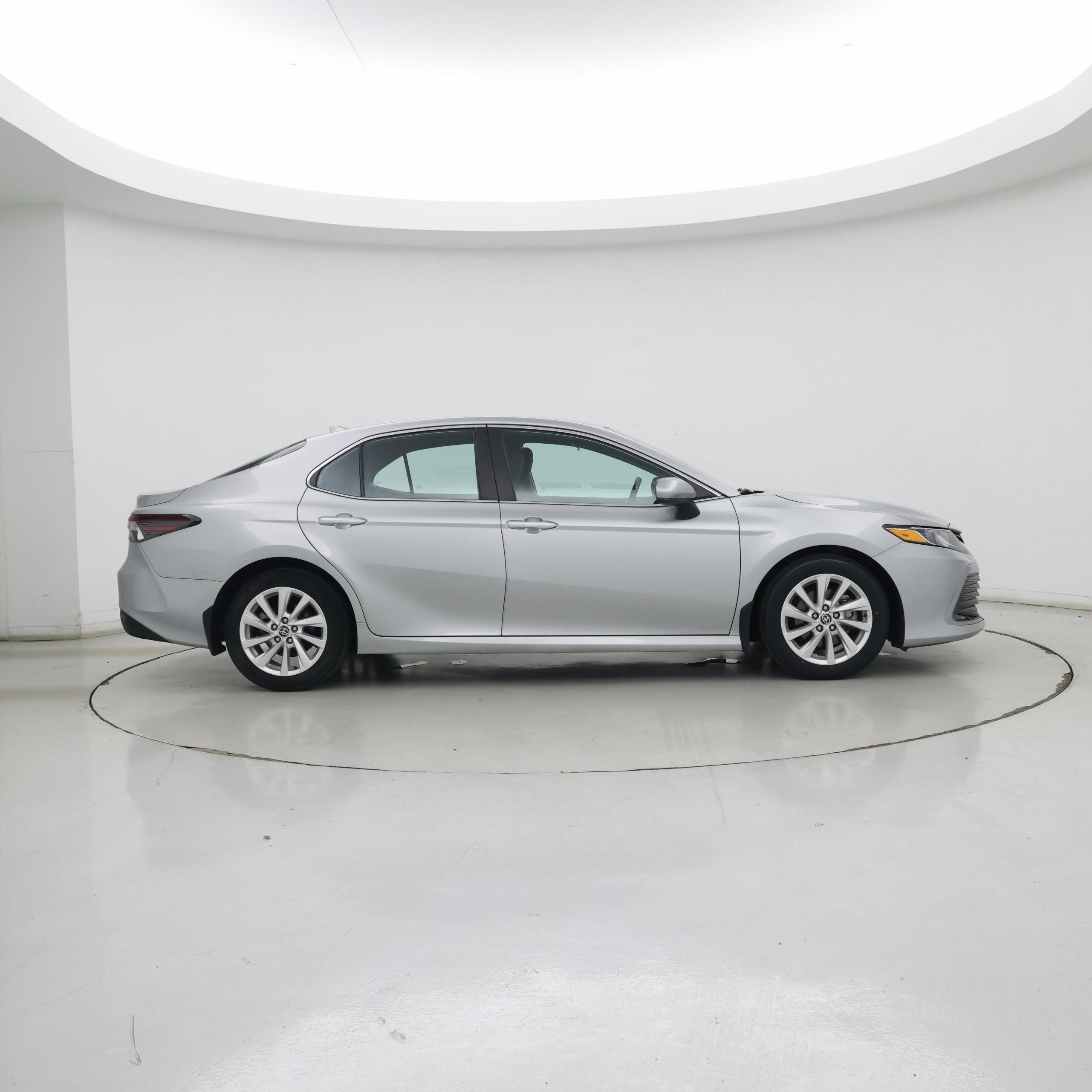 Thumbnail: 2023 Toyota Camry - 7