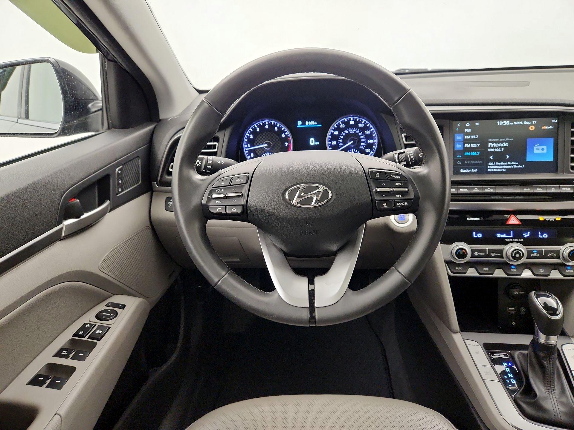 Thumbnail: 2020 Hyundai Elantra - 10