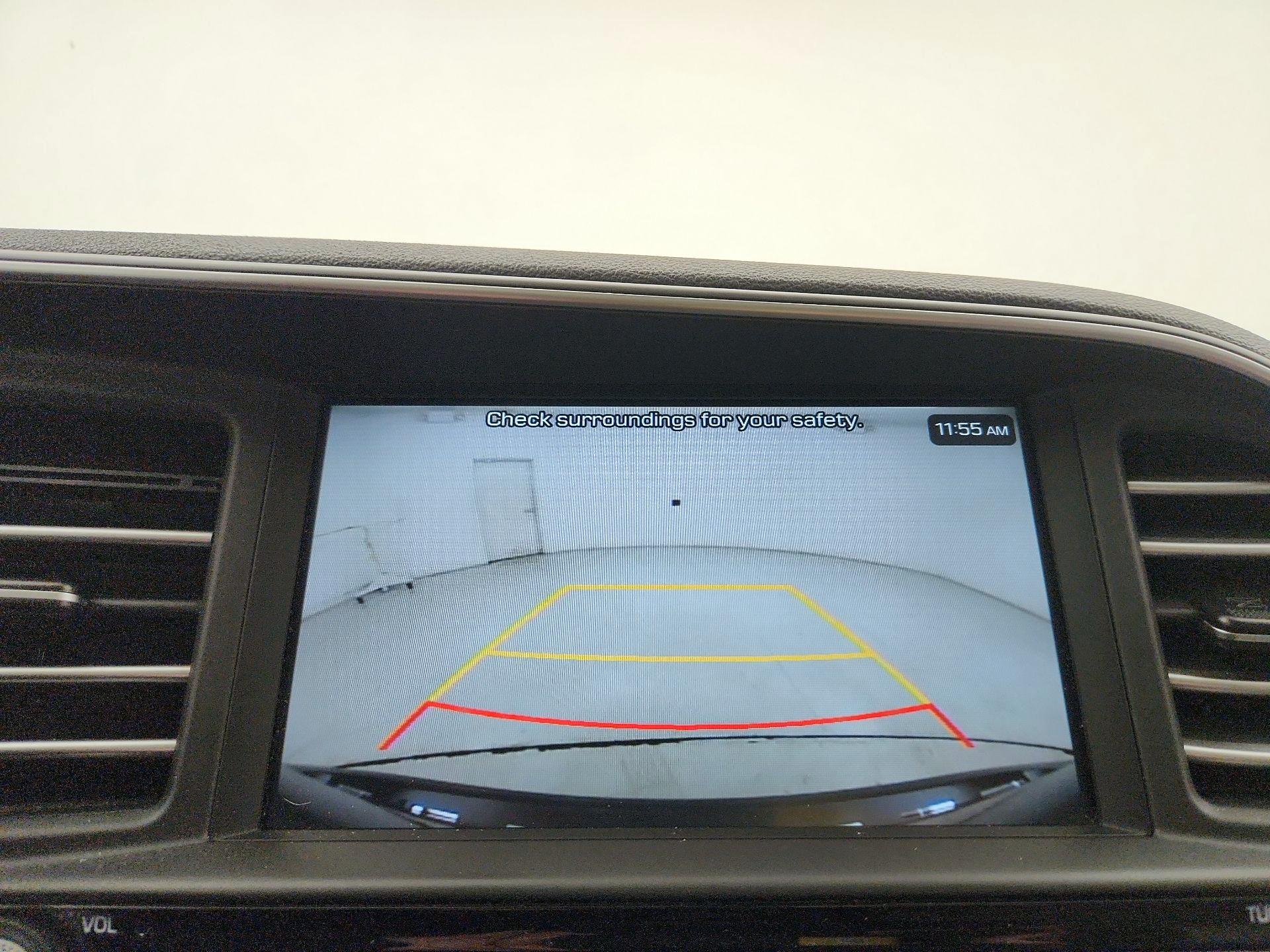 Thumbnail: 2020 Hyundai Elantra - 15