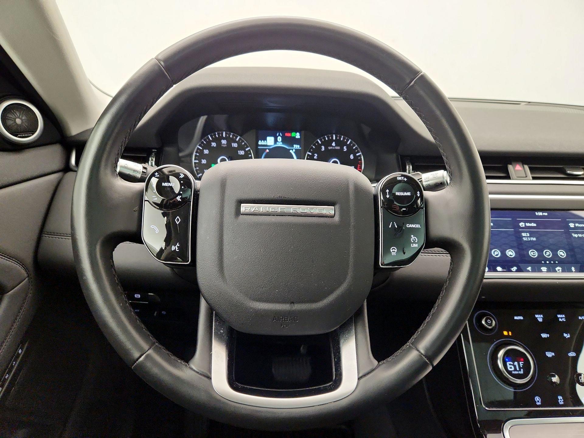 Thumbnail: 2020 Land Rover Range Rover Evoque - 10