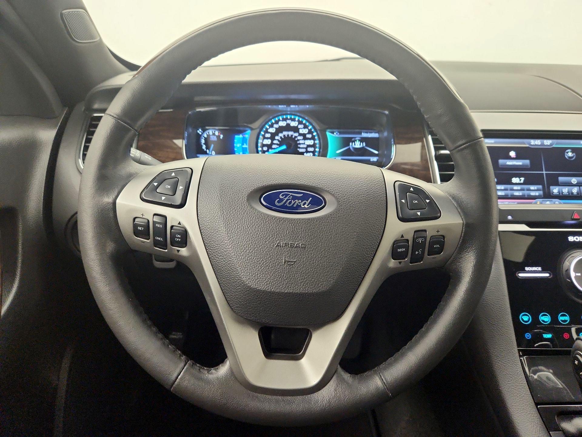 Thumbnail: 2014 Ford Taurus - 10