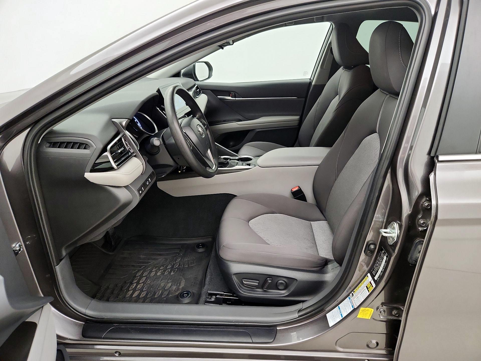 Thumbnail: 2023 Toyota Camry - 11