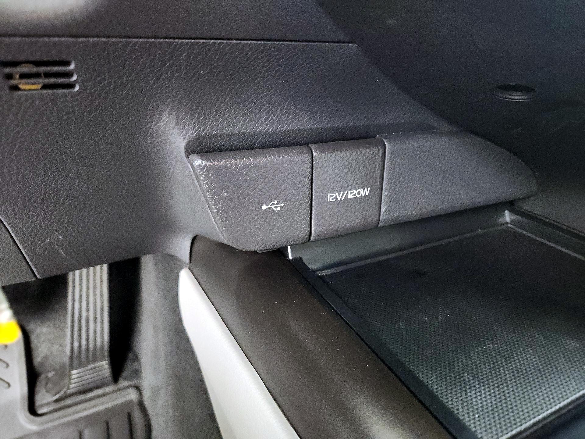 Thumbnail: 2023 Toyota Camry - 18