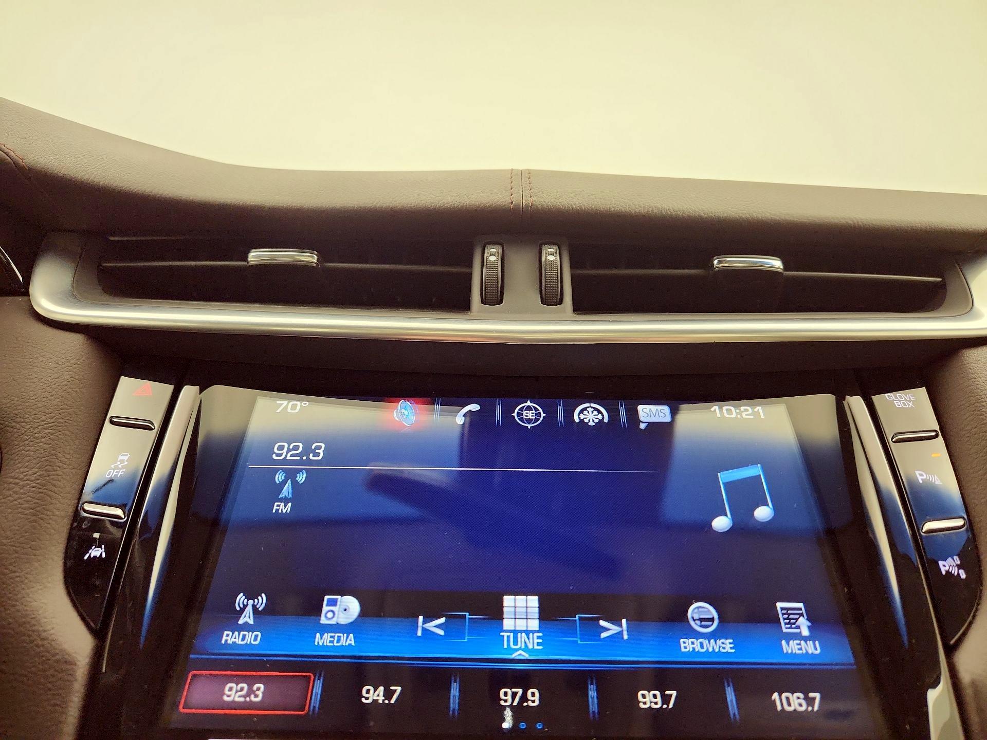 Thumbnail: 2016 Cadillac XTS - 16