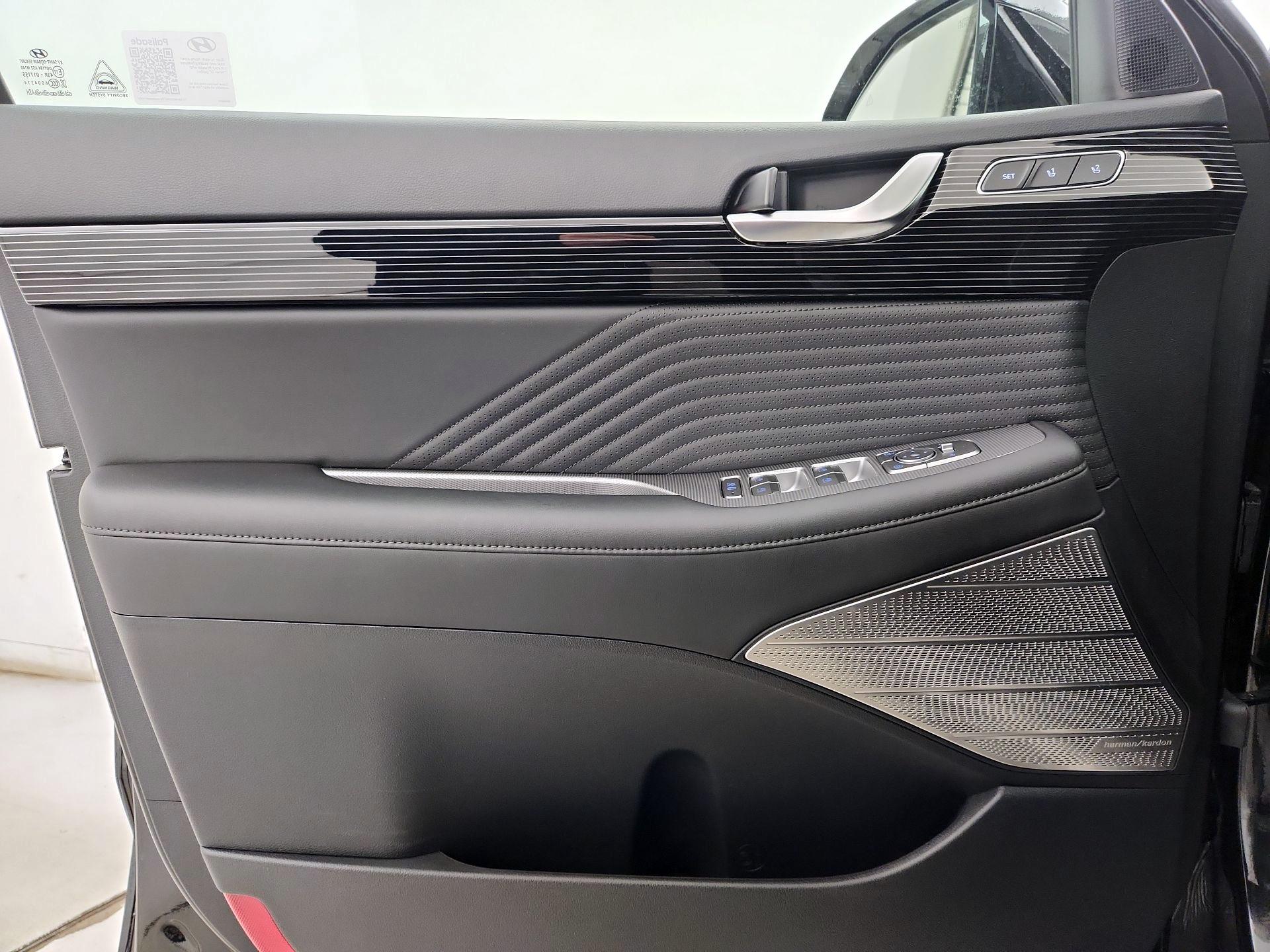 Thumbnail: 2025 Hyundai Palisade - 12