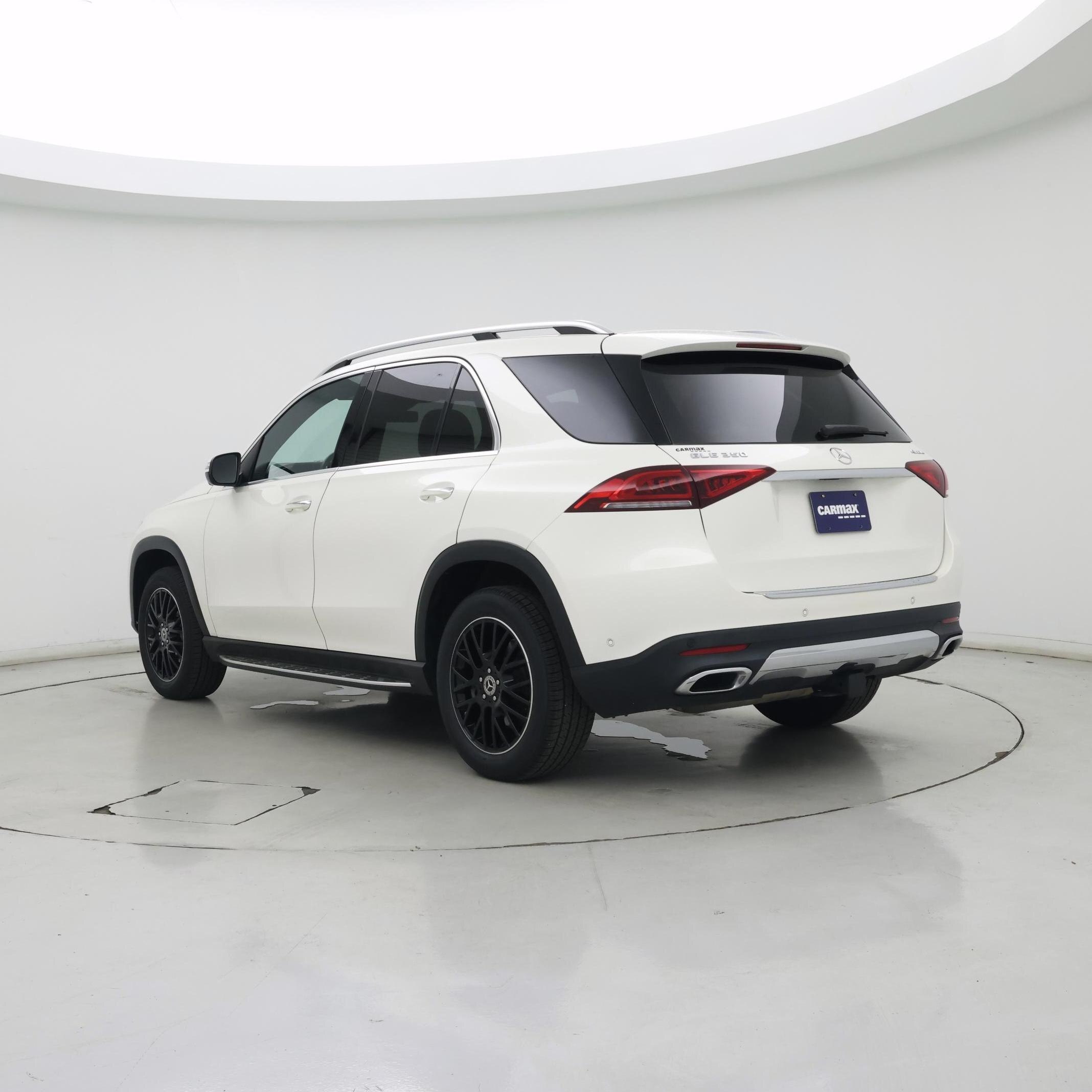 Thumbnail: 2020 Mercedes-Benz GLE - 2