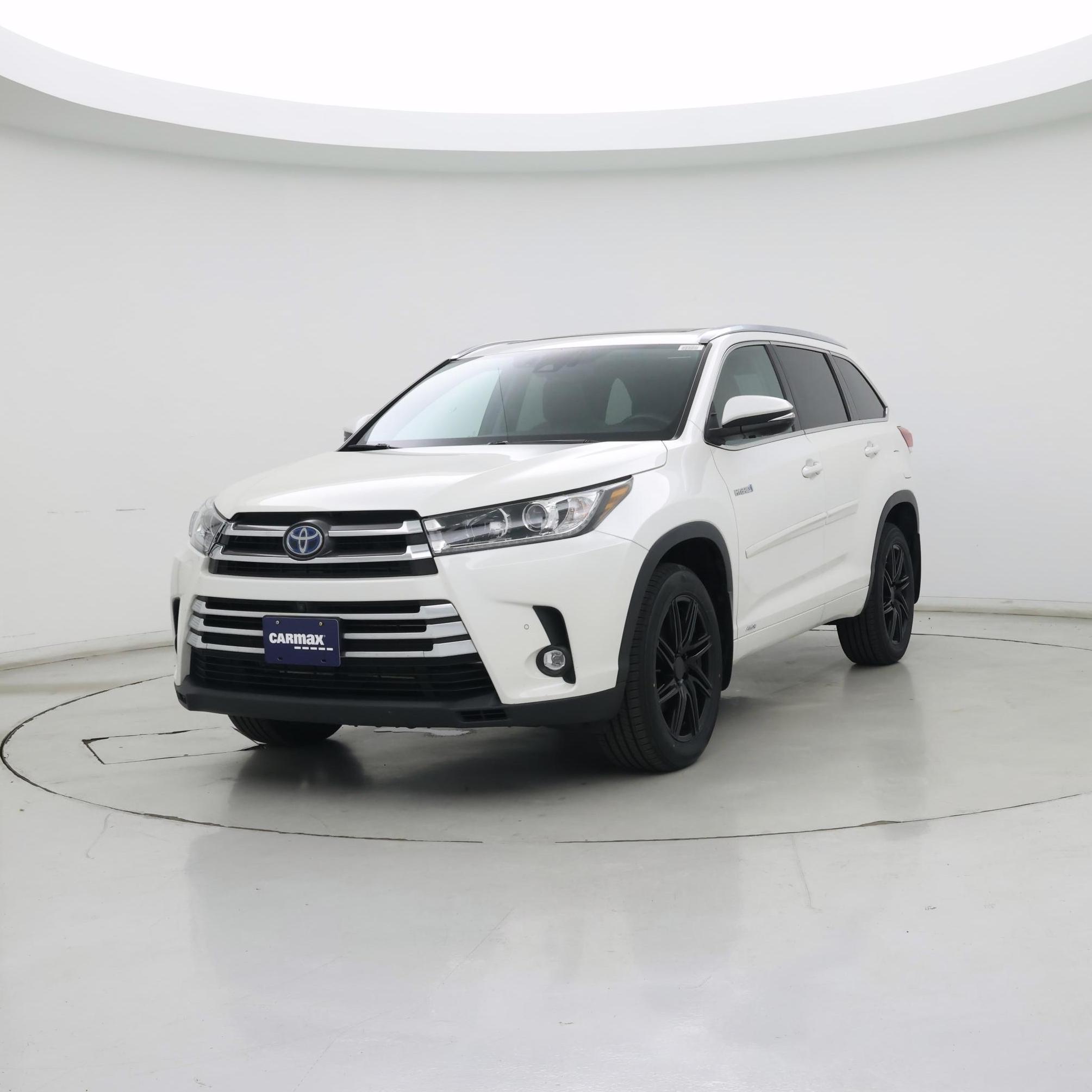Thumbnail: 2019 Toyota Highlander - 4