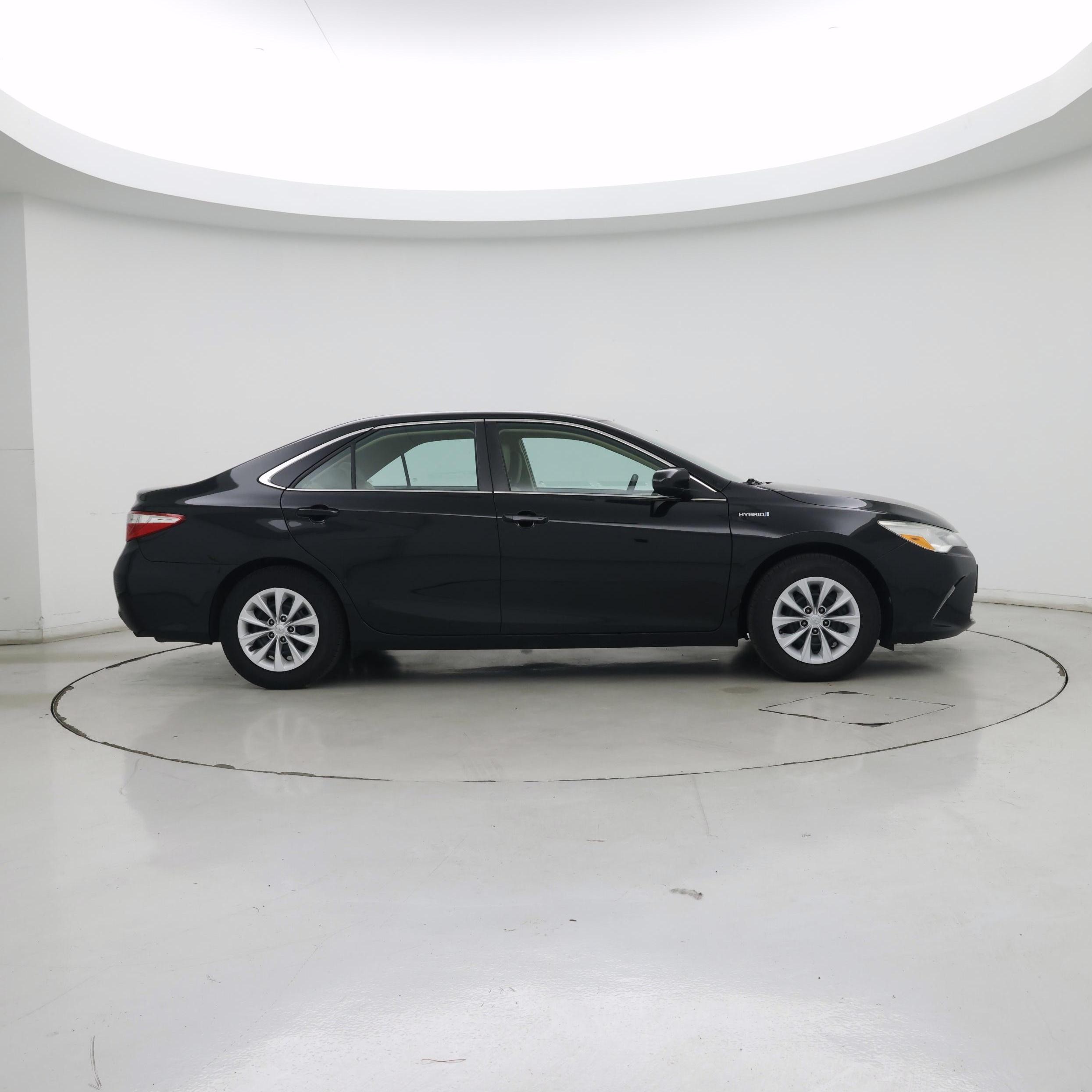 Thumbnail: 2015 Toyota Camry - 7