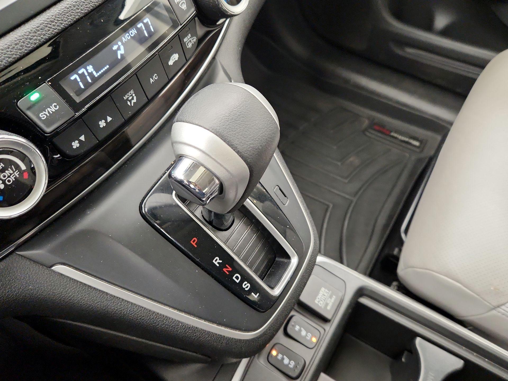 Thumbnail: 2015 Honda CR-V - 17