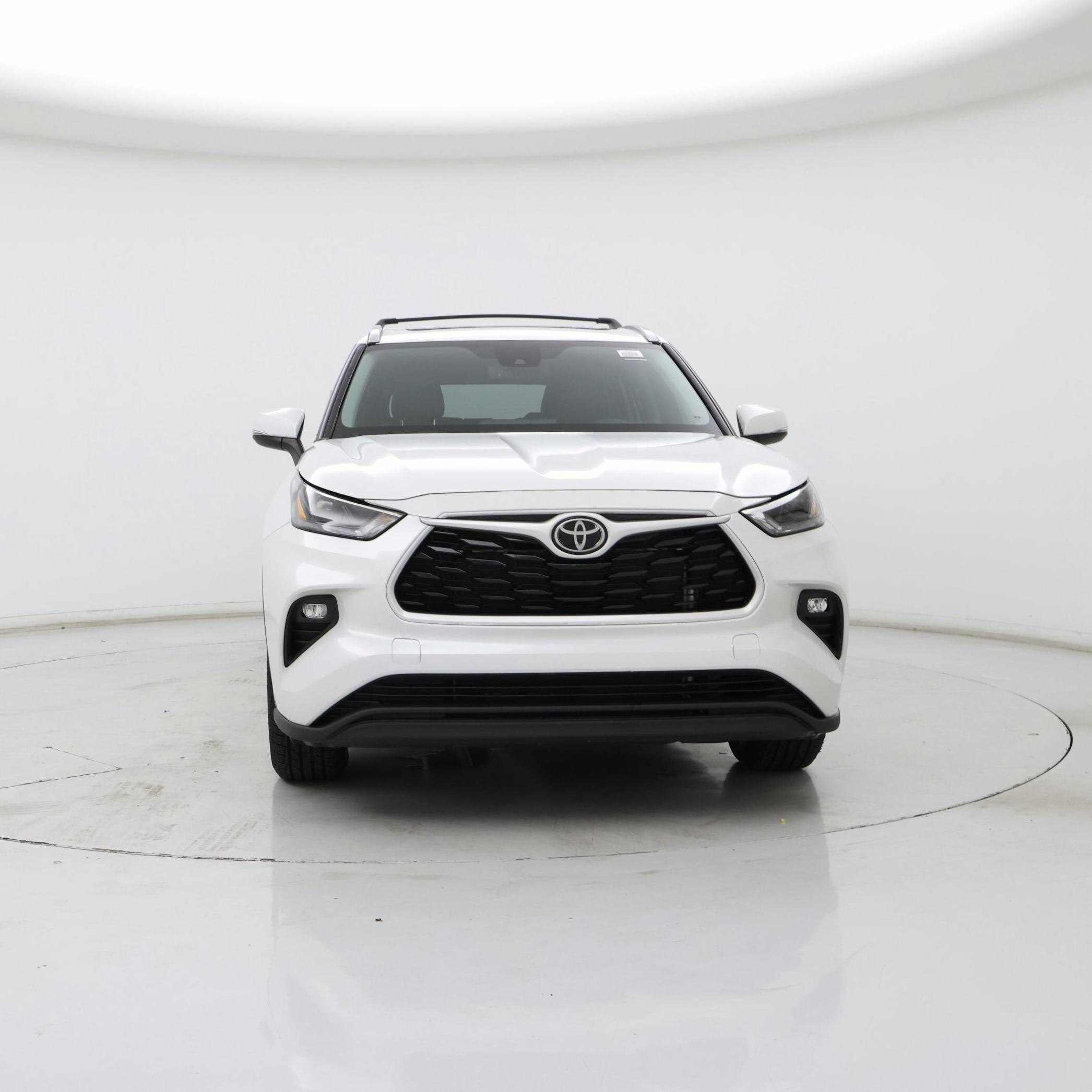 Thumbnail: 2022 Toyota Highlander - 5