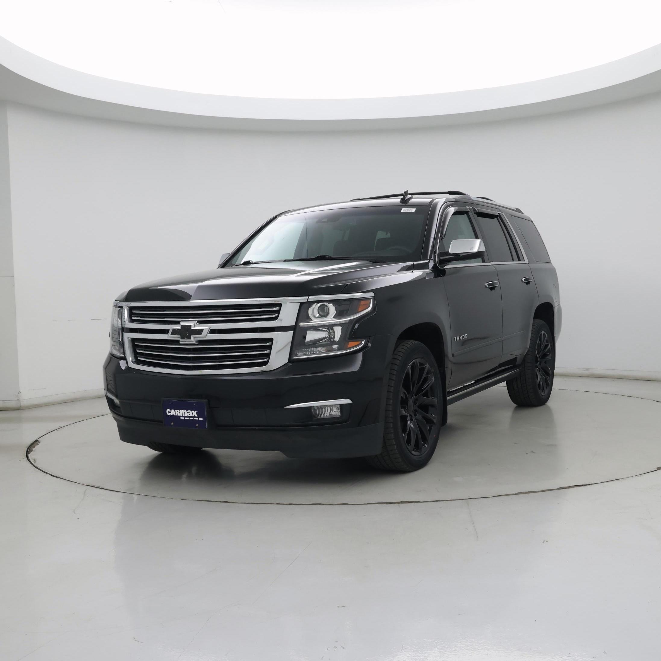 Thumbnail: 2019 Chevrolet Tahoe - 4
