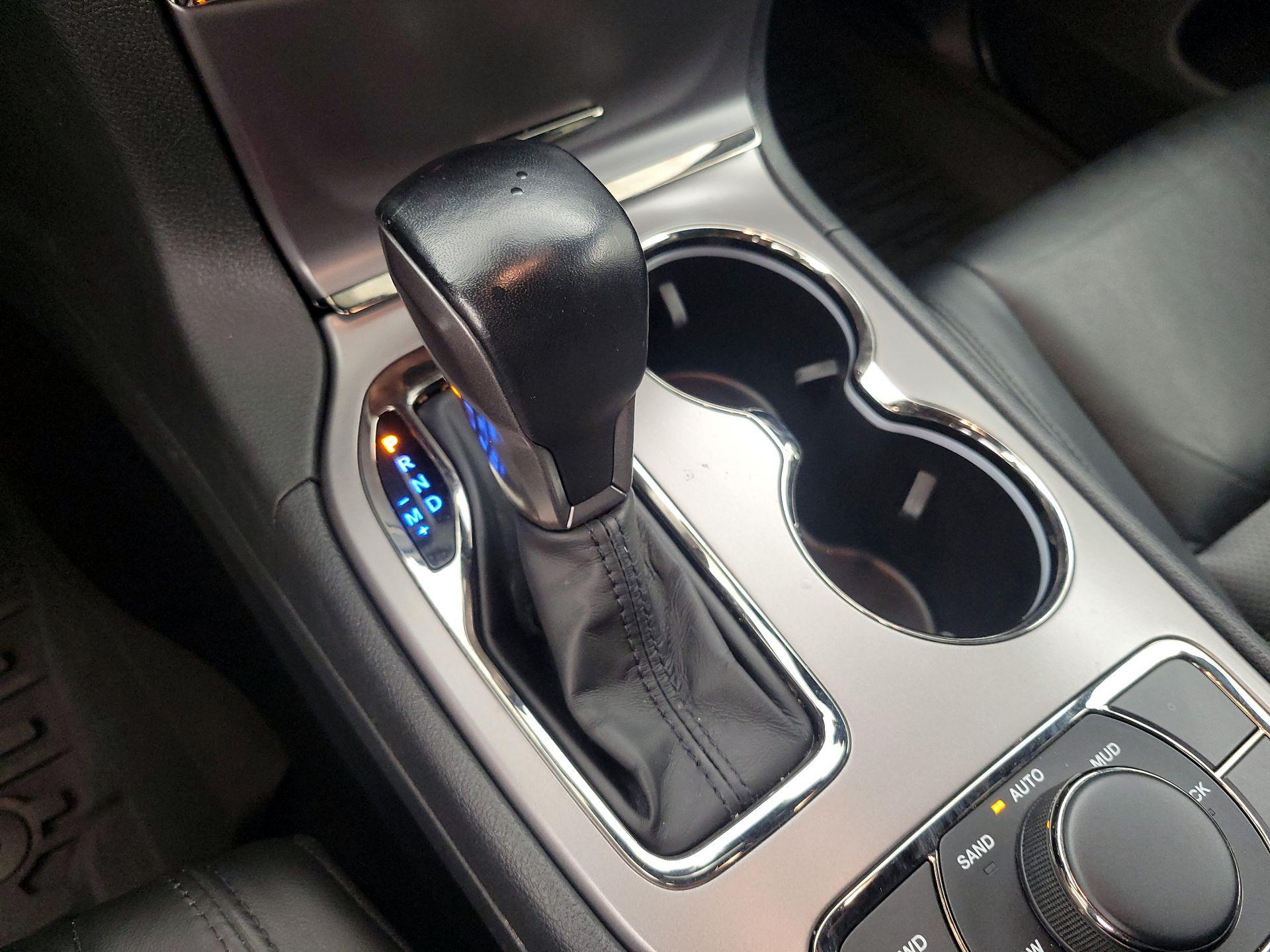 Thumbnail: 2021 Jeep Grand Cherokee - 15
