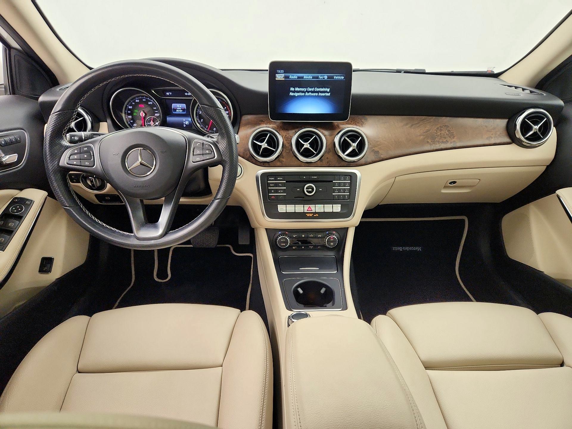 Thumbnail: 2019 Mercedes-Benz GLA - 9