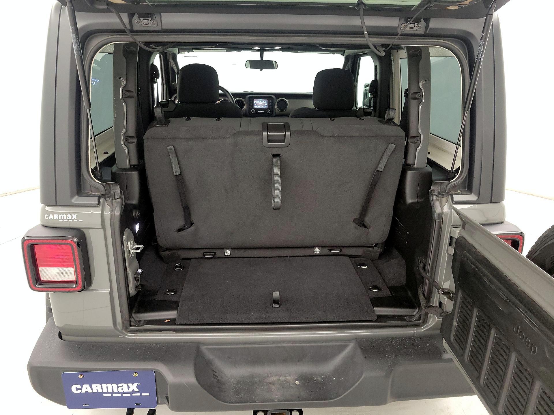 Thumbnail: 2020 Jeep Wrangler - 16
