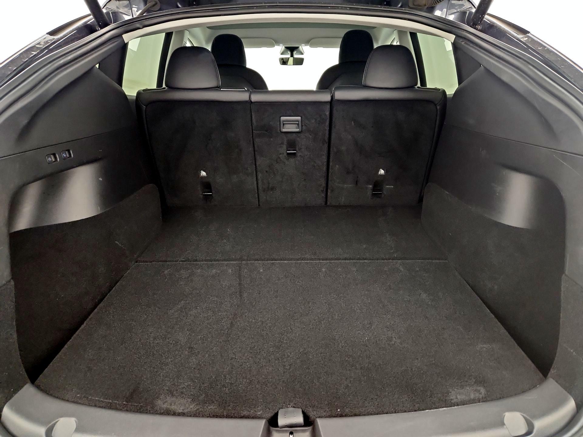 Thumbnail: 2021 Tesla Model Y - 20