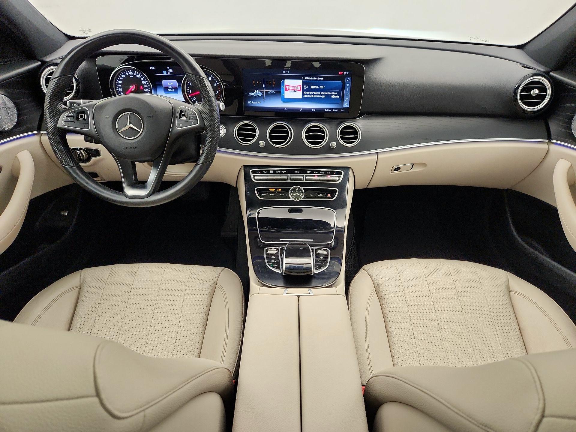 Thumbnail: 2017 Mercedes-Benz E-Class - 9
