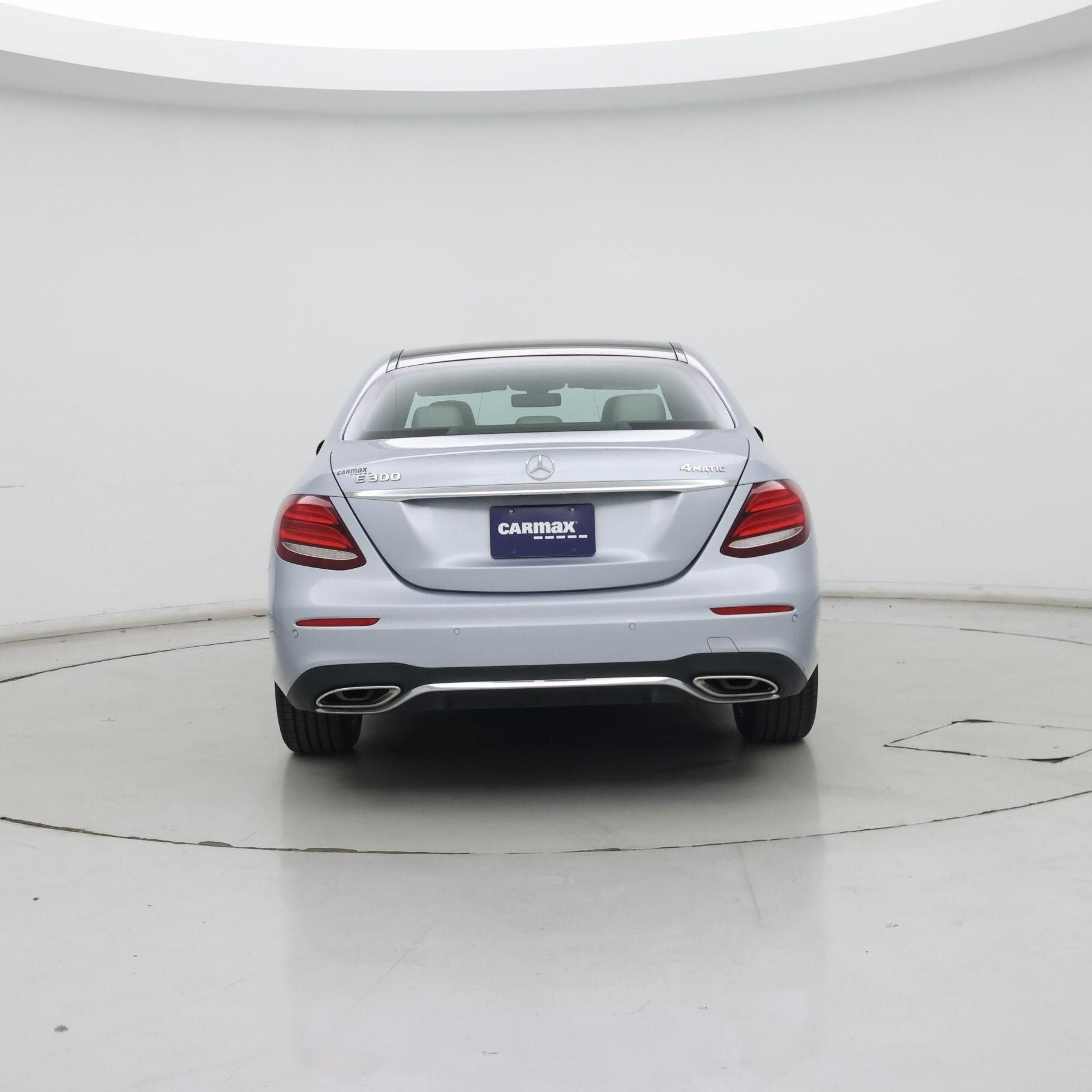 Thumbnail: 2017 Mercedes-Benz E-Class - 6