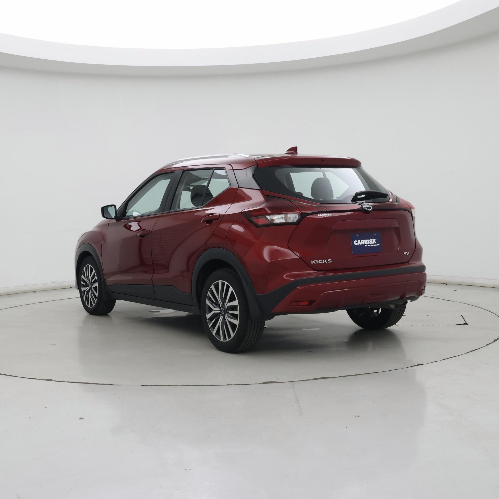 Thumbnail: 2023 Nissan Kicks - 2