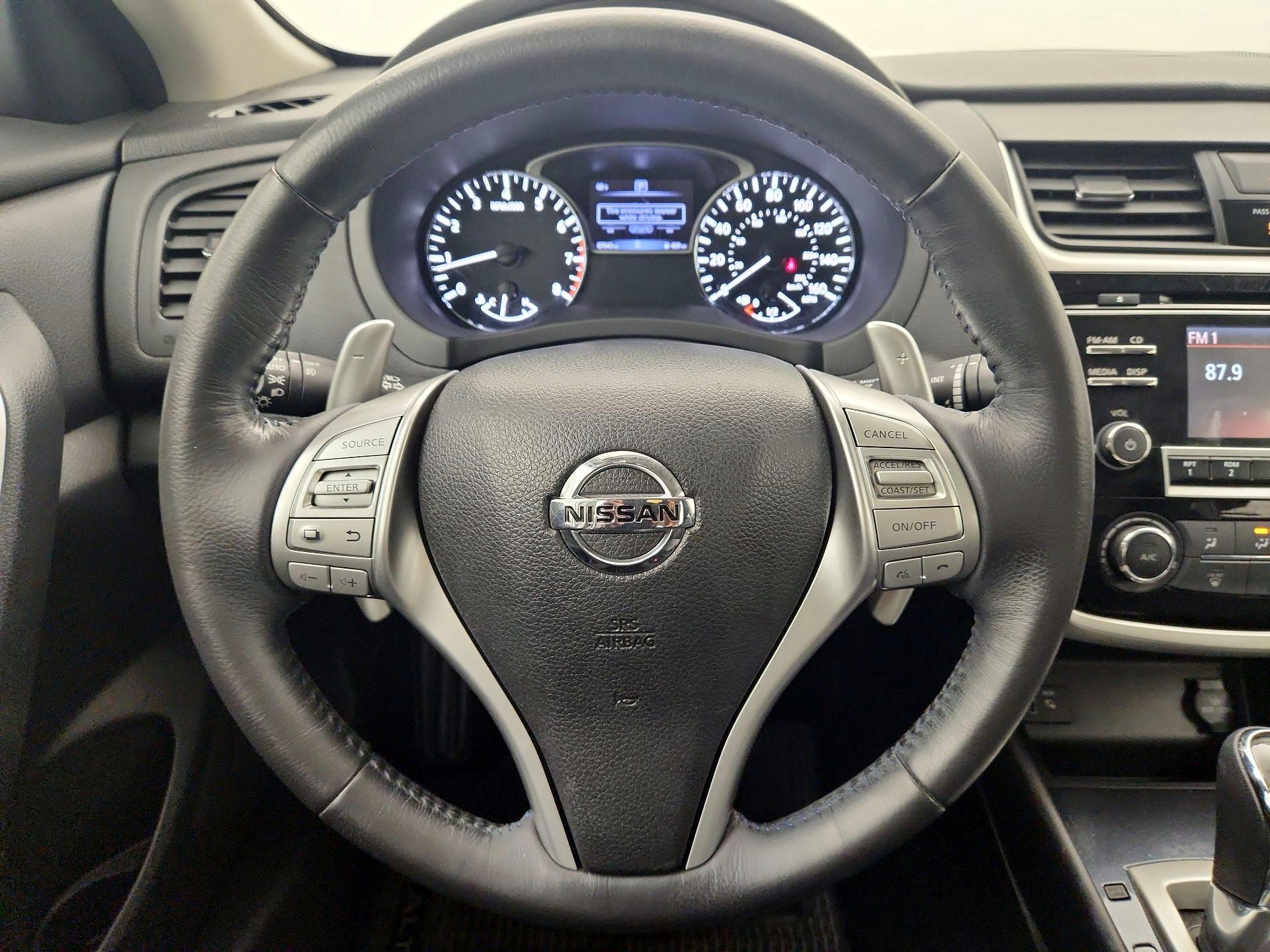 Thumbnail: 2018 Nissan Altima - 10