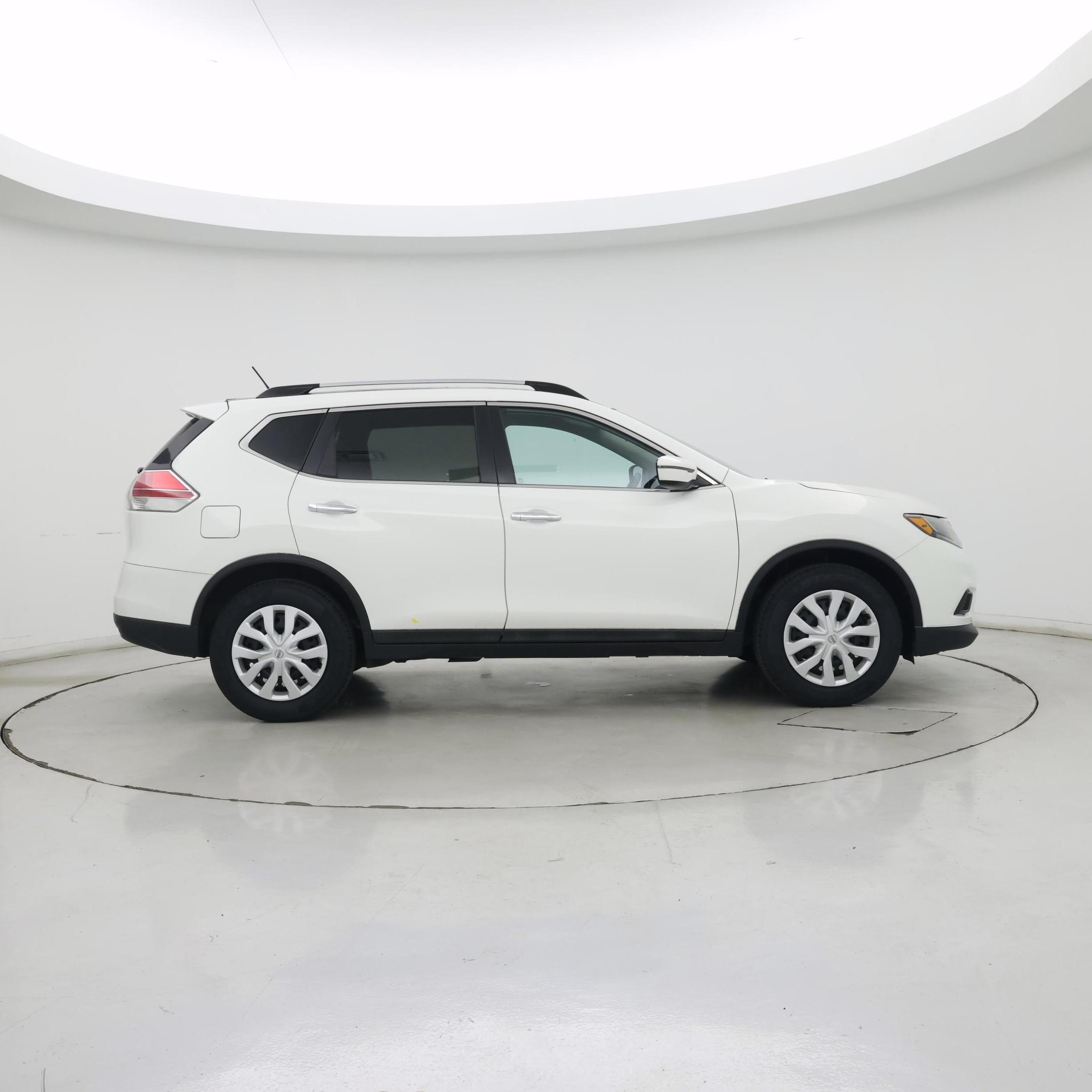 Thumbnail: 2016 Nissan Rogue - 7