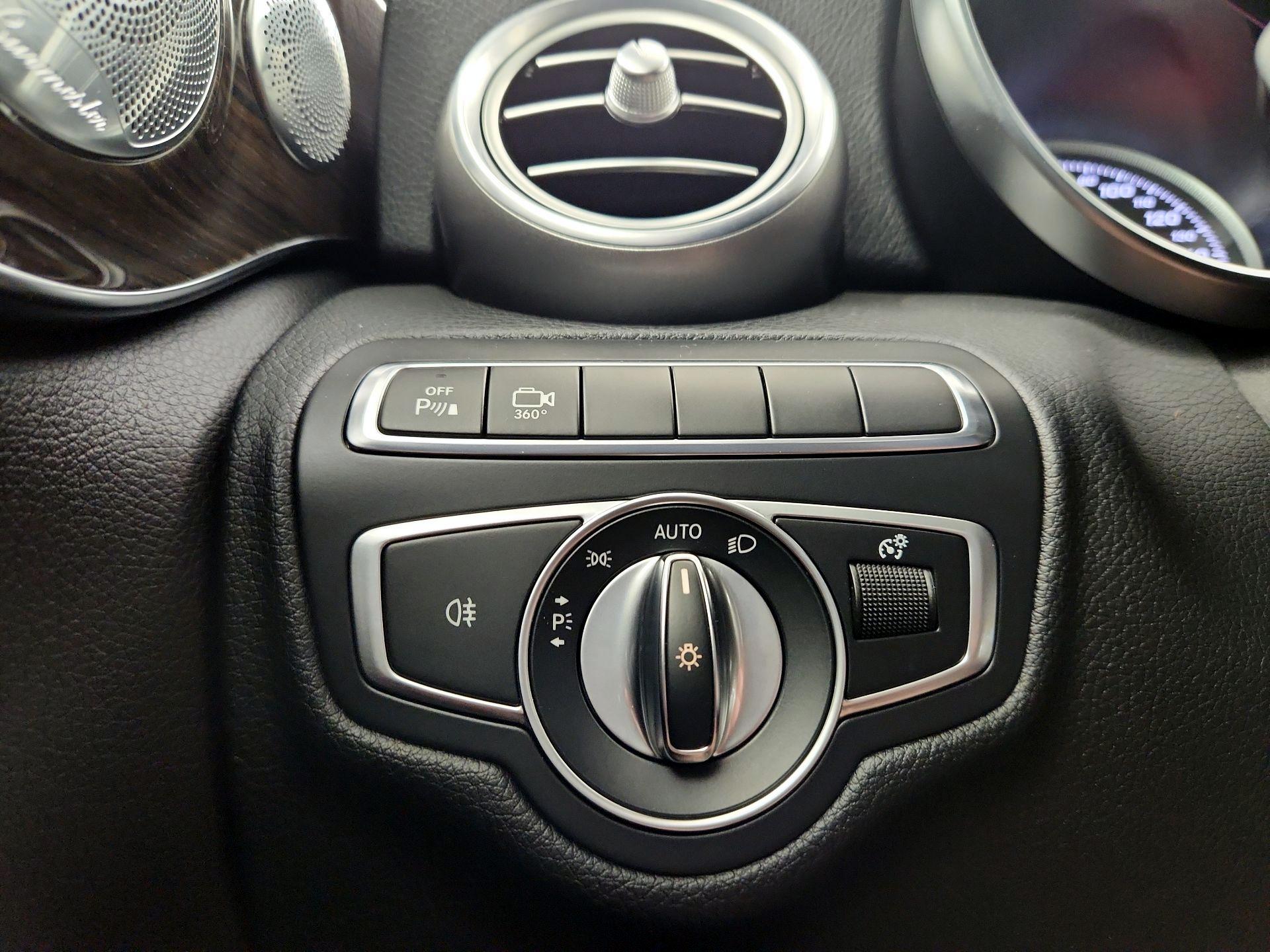 Thumbnail: 2018 Mercedes-Benz C-Class - 13
