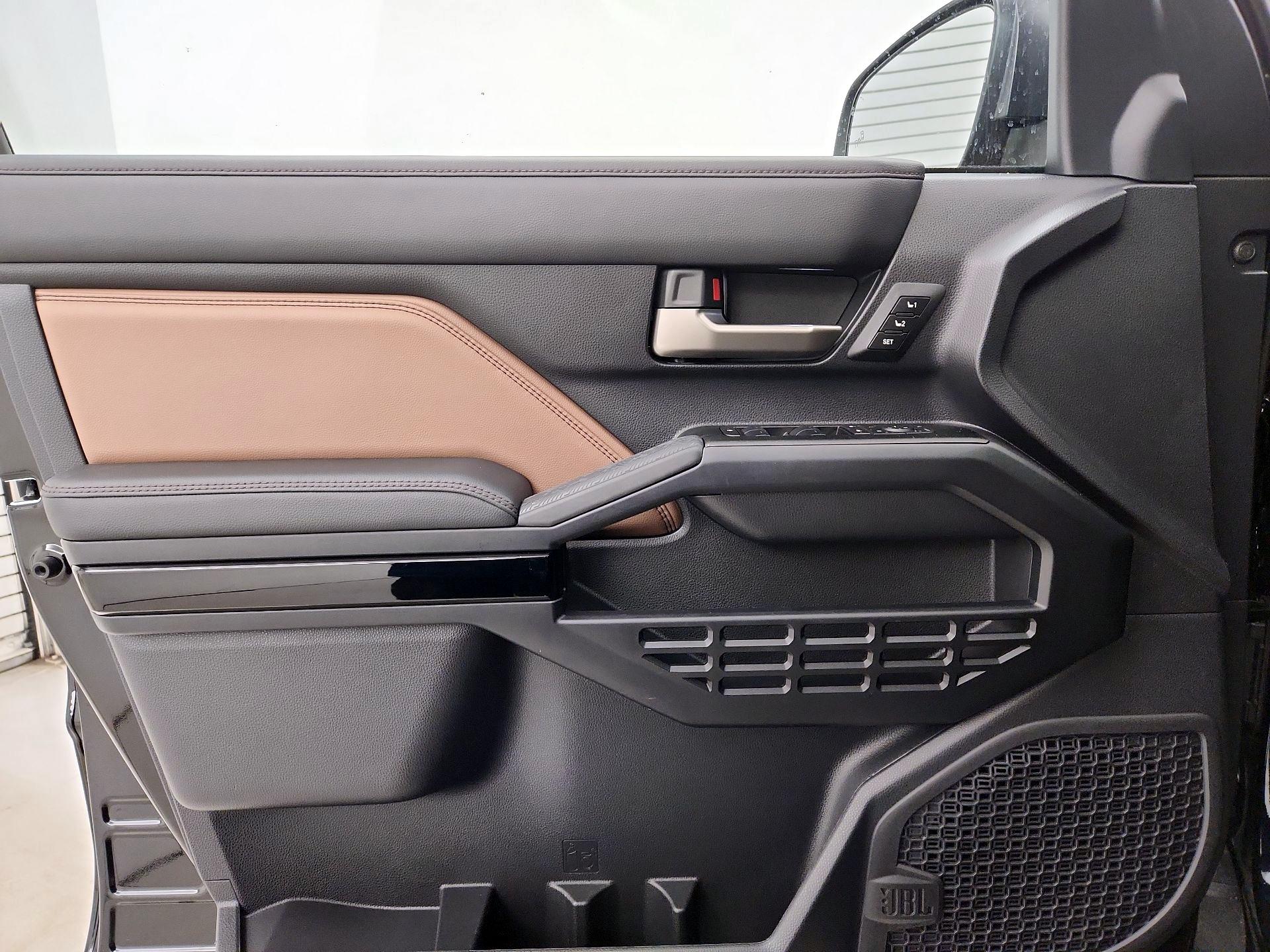 Thumbnail: 2025 Toyota 4Runner - 12